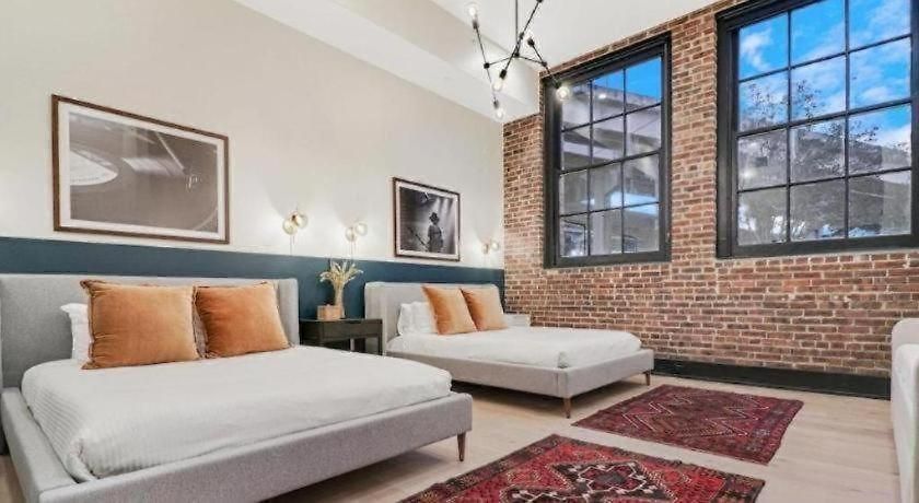 Hotel Roami At The Lola