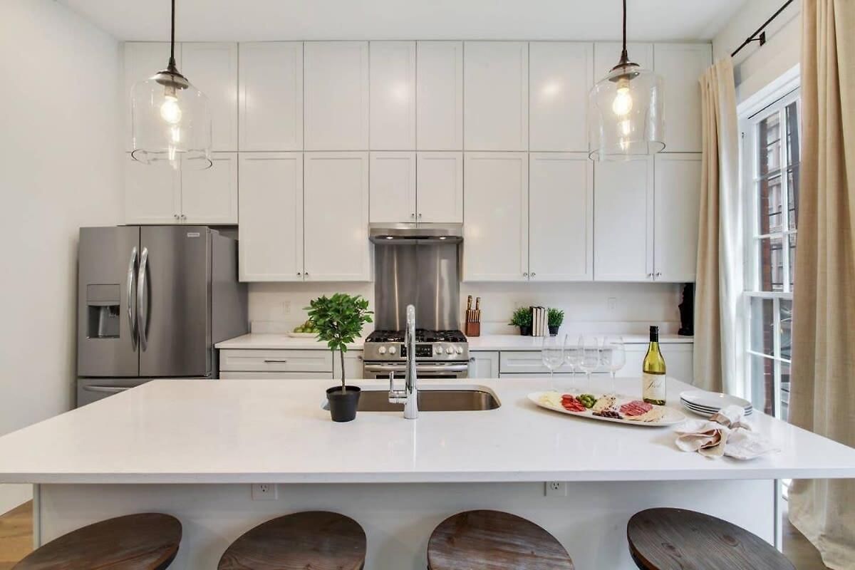 Hotel Luxe 8br Cbd Duplex Private Courtyard *