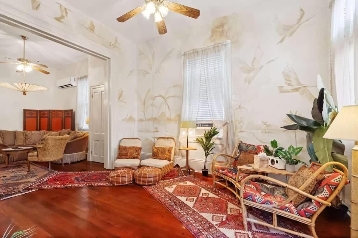 Relaxing Bohemian W Heated Pool 5br 4ba * New Orleans