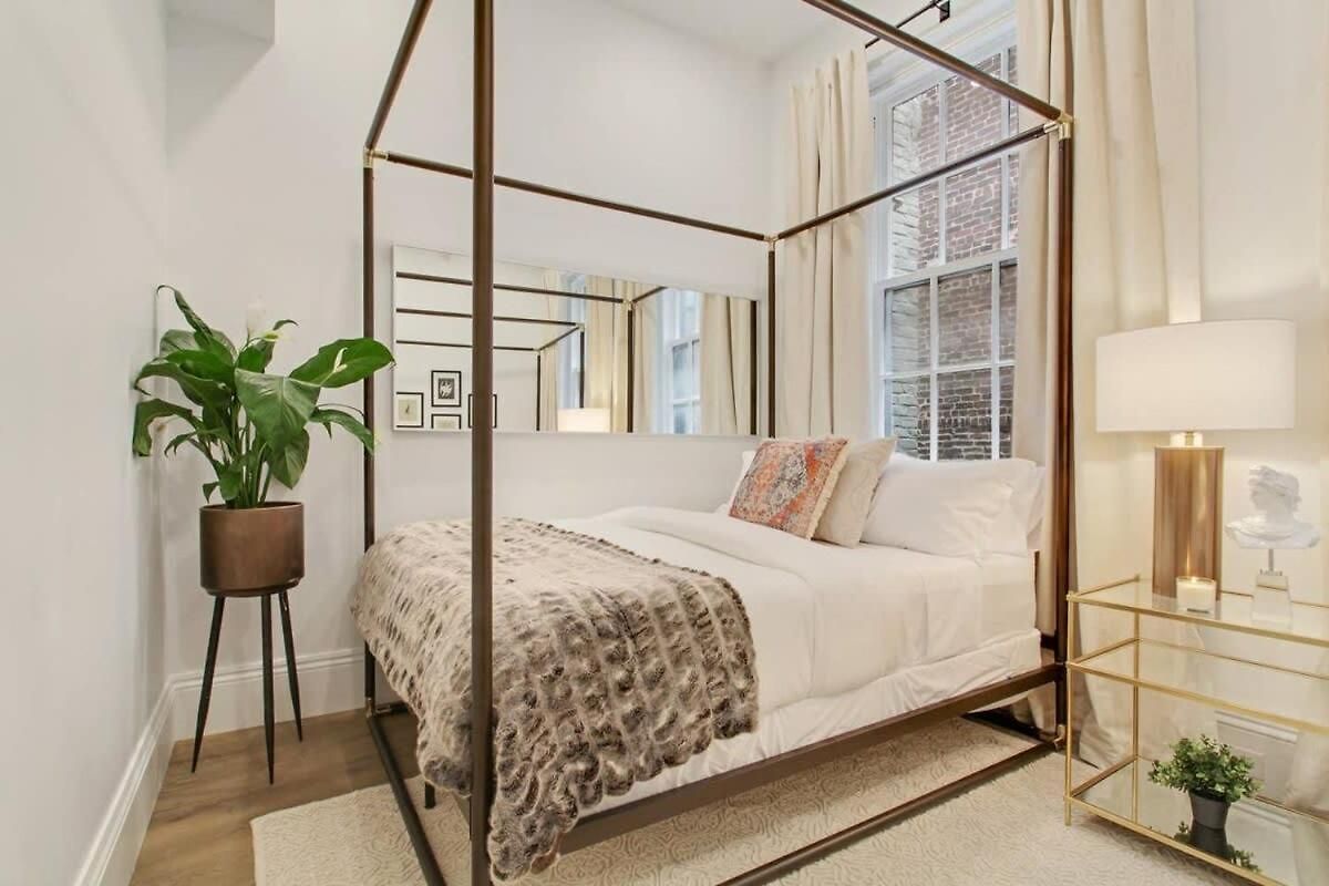 Hotel Luxe 8br Cbd Duplex Private Courtyard New Orleans