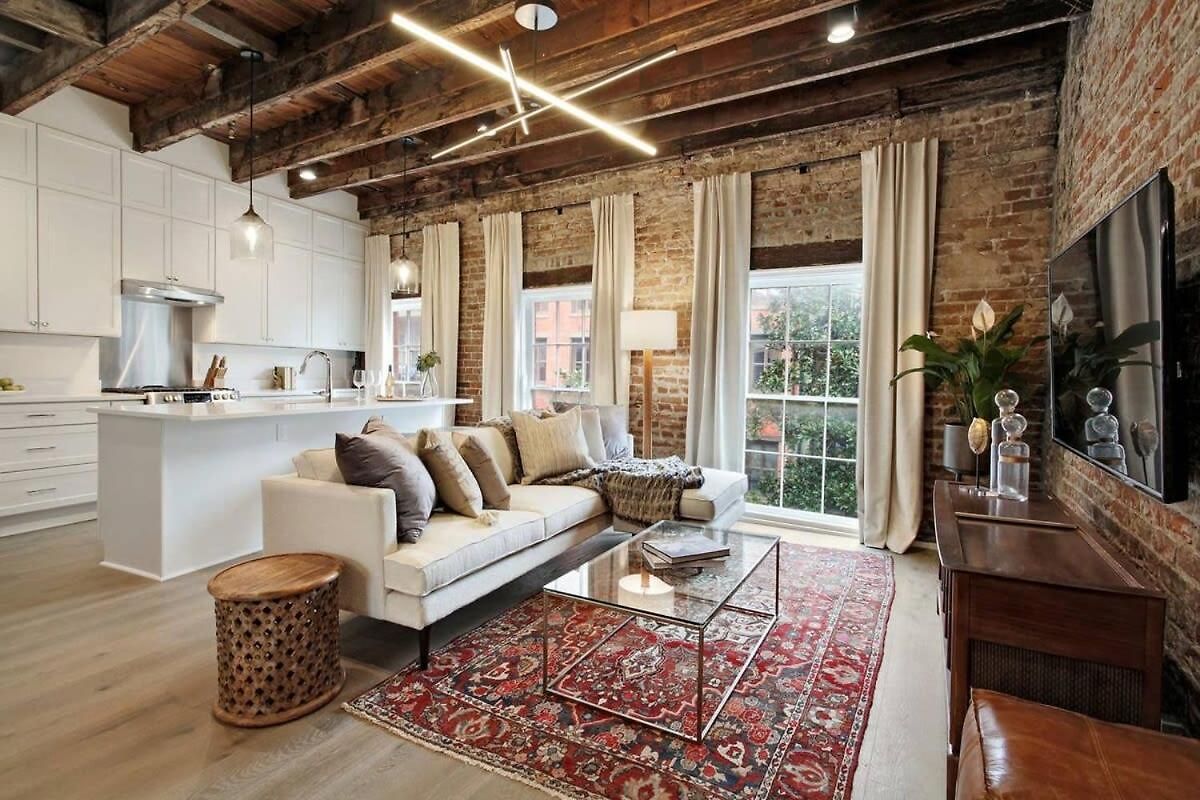 Luxe 8br Cbd Duplex Private Courtyard New Orleans