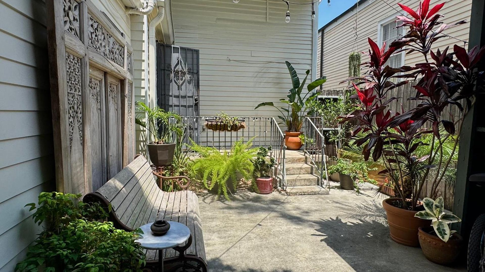 Boutique Double Queen Balcony And Pool