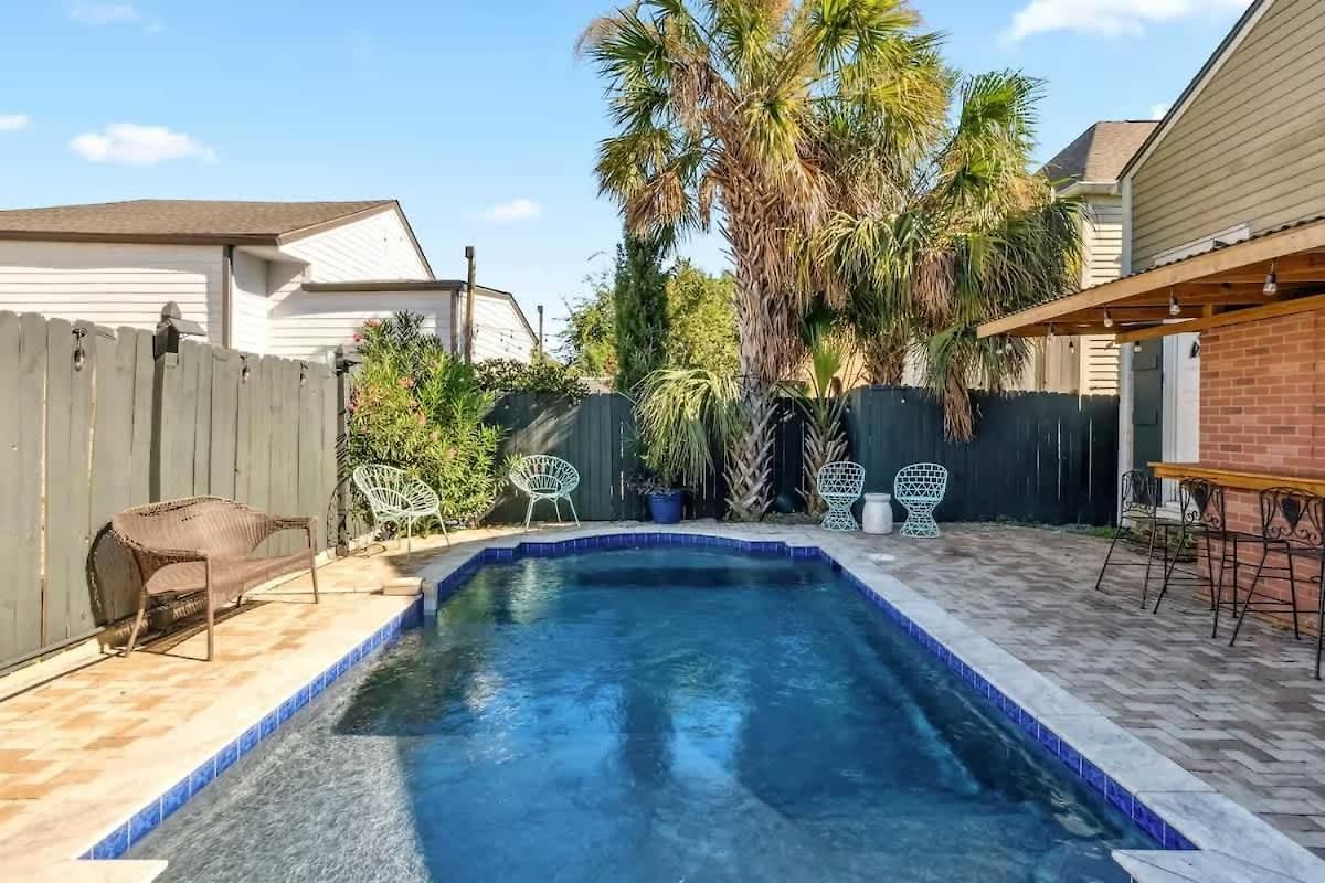 Relaxing Bohemian W Heated Pool 5br 4ba * New Orleans