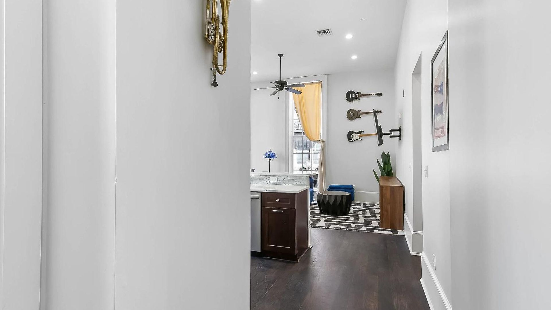 Lux Blues Walk To French Quarter Holiday home *