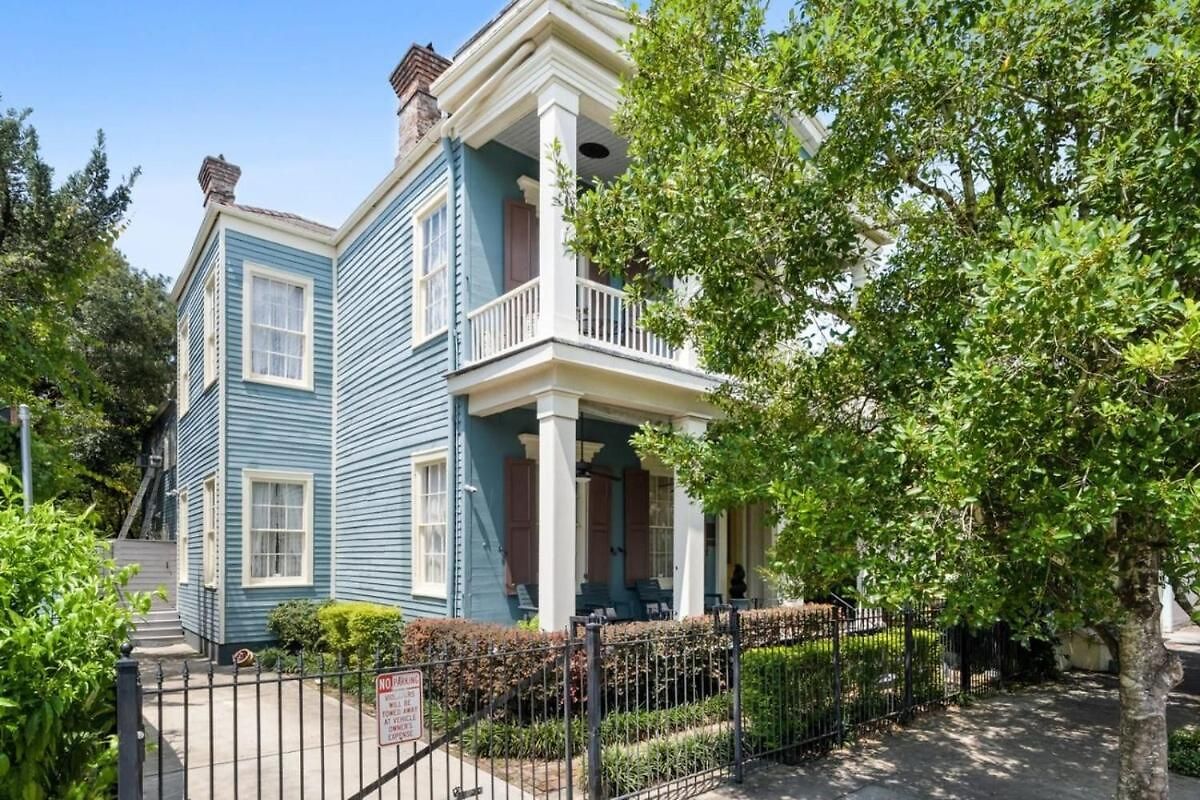 Villa Opulent Historic W Heated Pool 5br 6ba