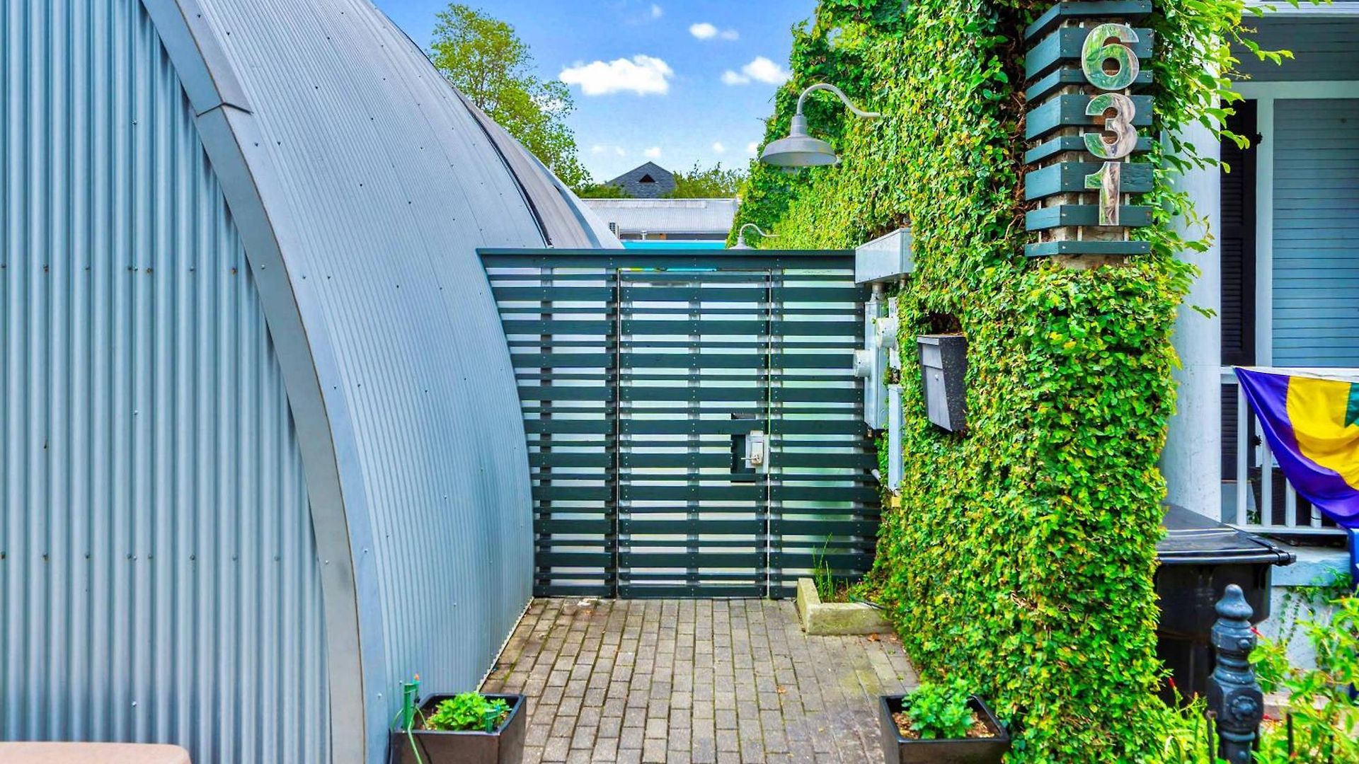 Private Pool - Massive Game & Living-dining Space - The Moon Bywater Holiday home *