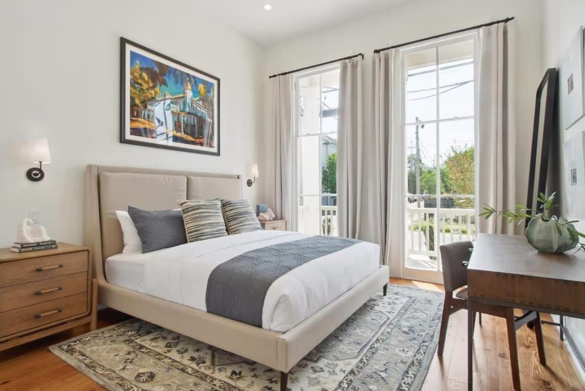 Designer Heated Pool & Rooftop Holiday home New Orleans