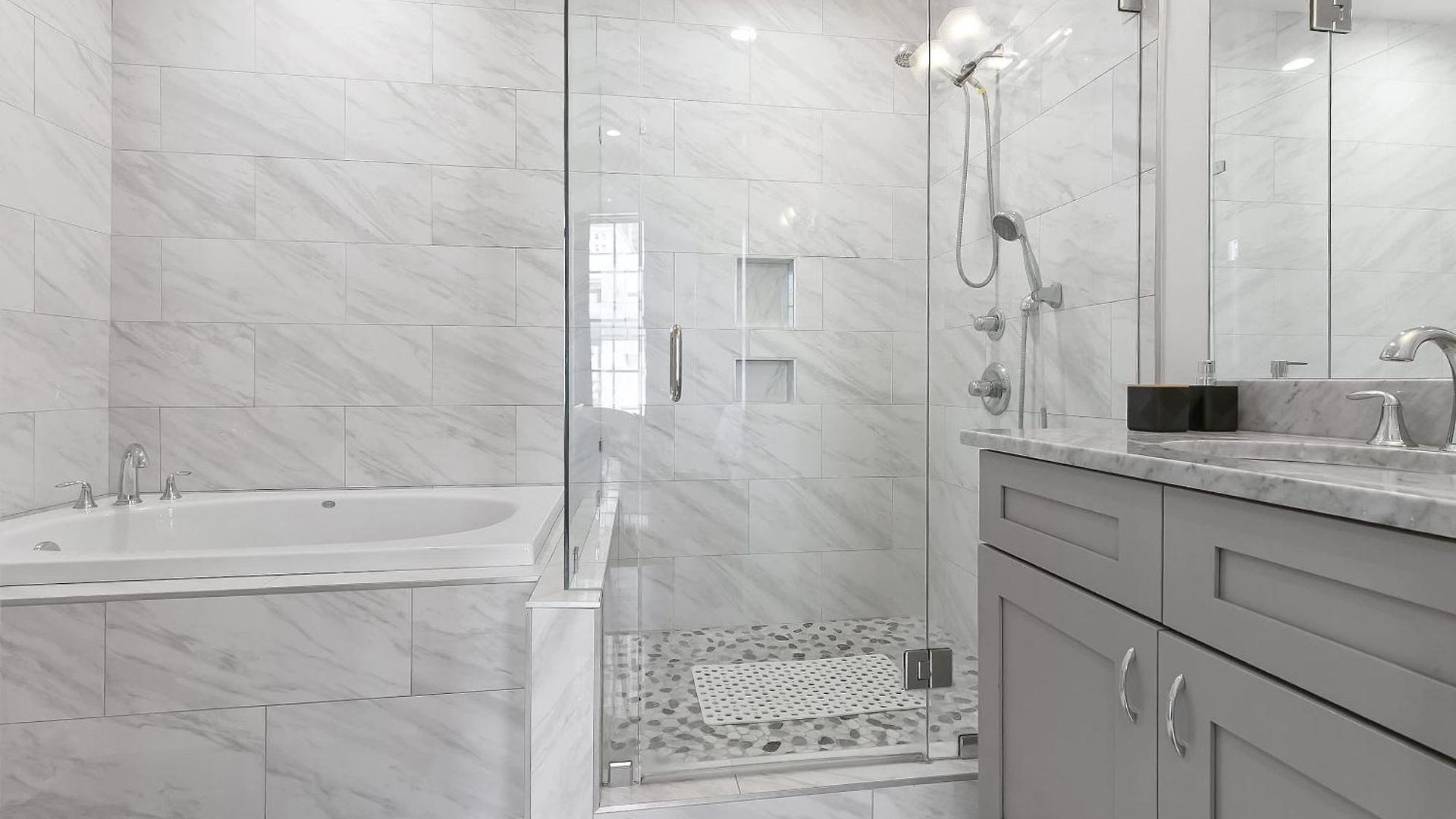 Nola Funk Luxury Floor Holiday home *