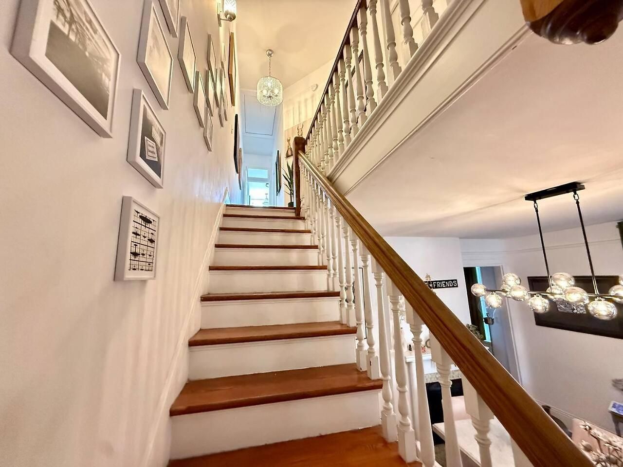 Melpomene Manor Holiday home