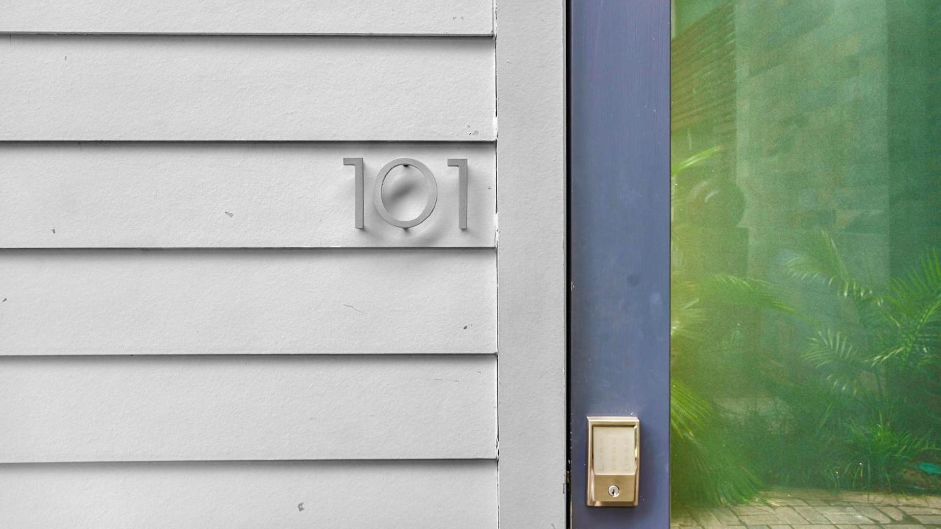 Private Pool - Massive Game & Living-dining Space - The Moon Bywater *
