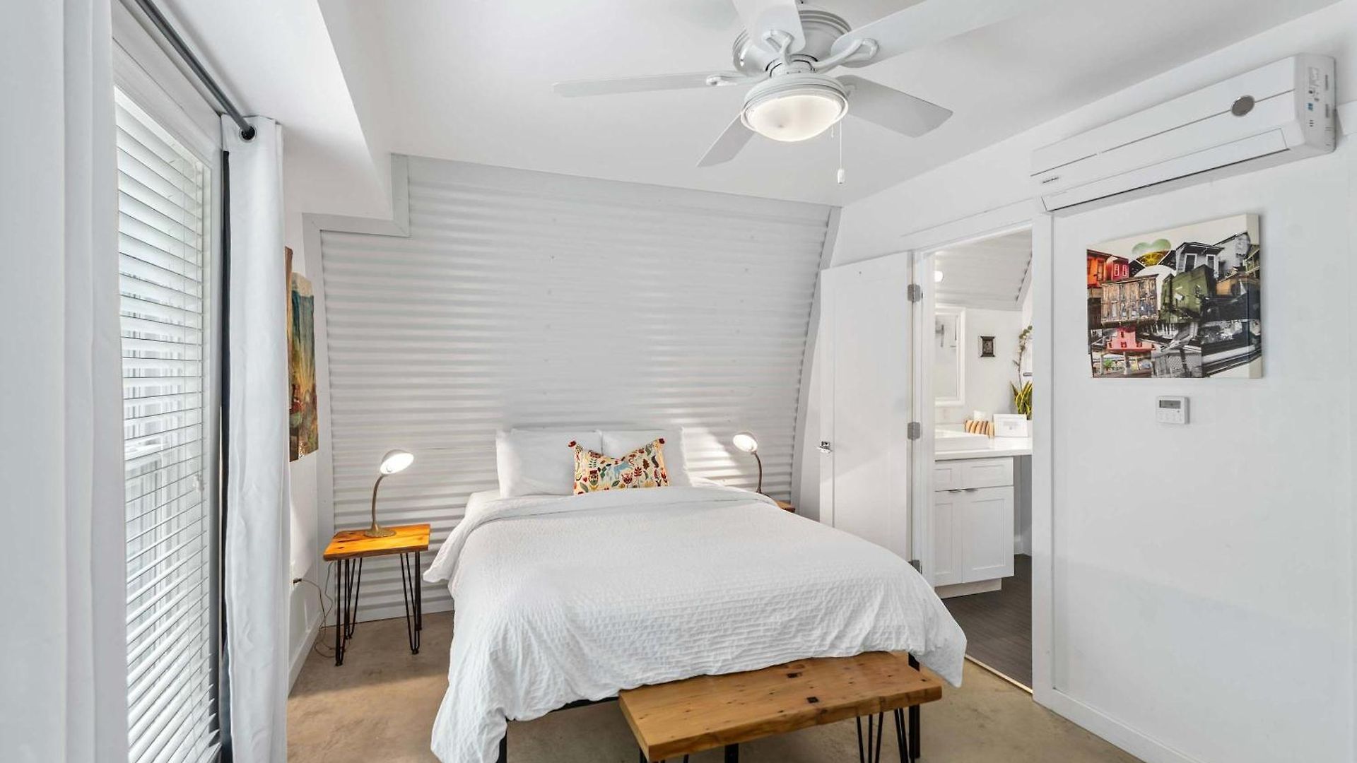 Private Pool - Massive Game & Living-dining Space - The Moon Bywater New Orleans