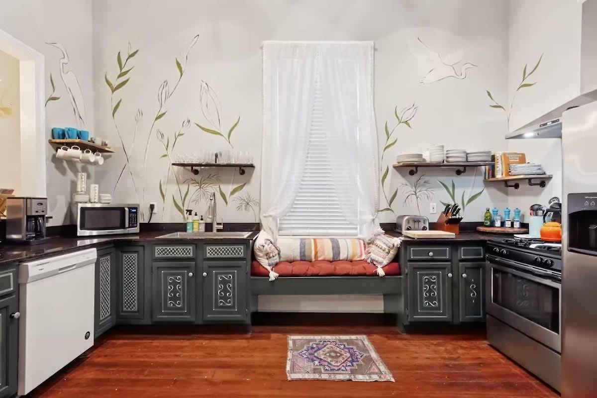 Villa Relaxing Bohemian W Heated Pool 5br 4ba *