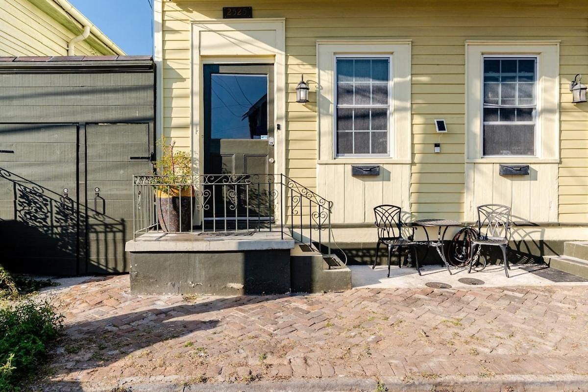 Jazzfest Oasis Near Frenchman St Holiday home *