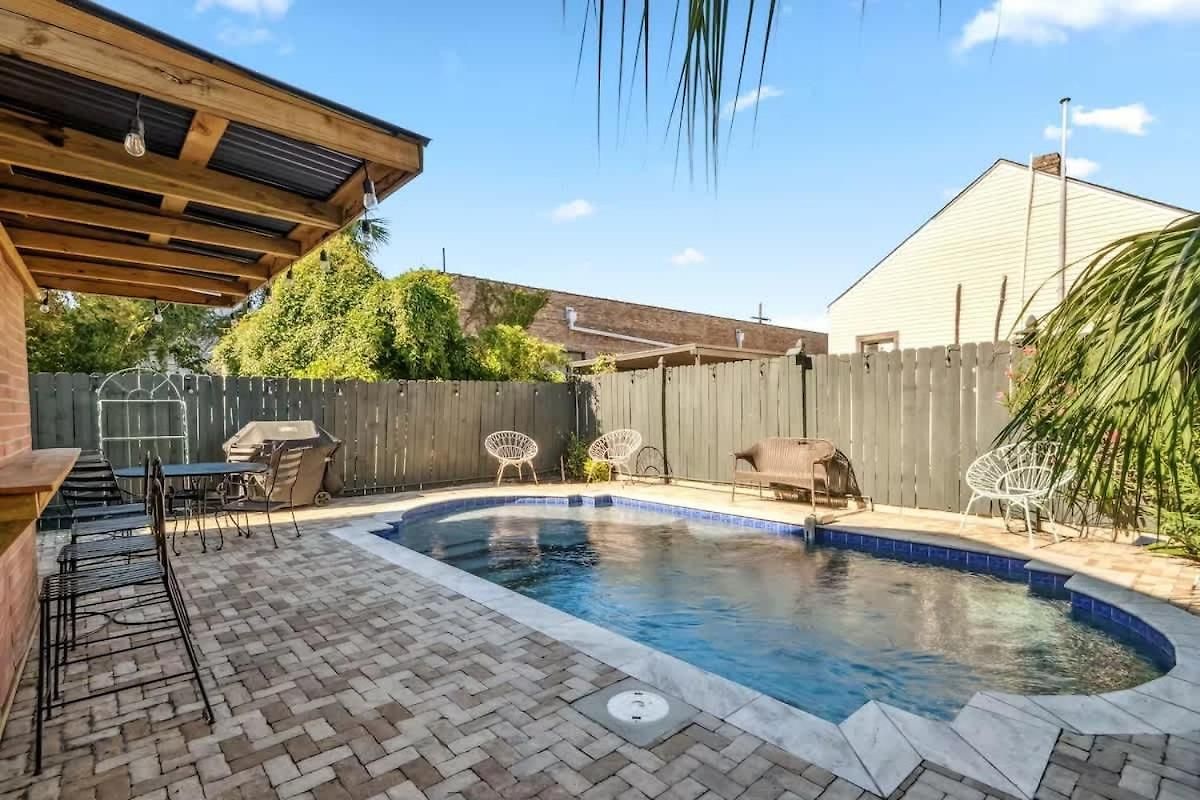 Villa Relaxing Bohemian W Heated Pool 5br 4ba New Orleans