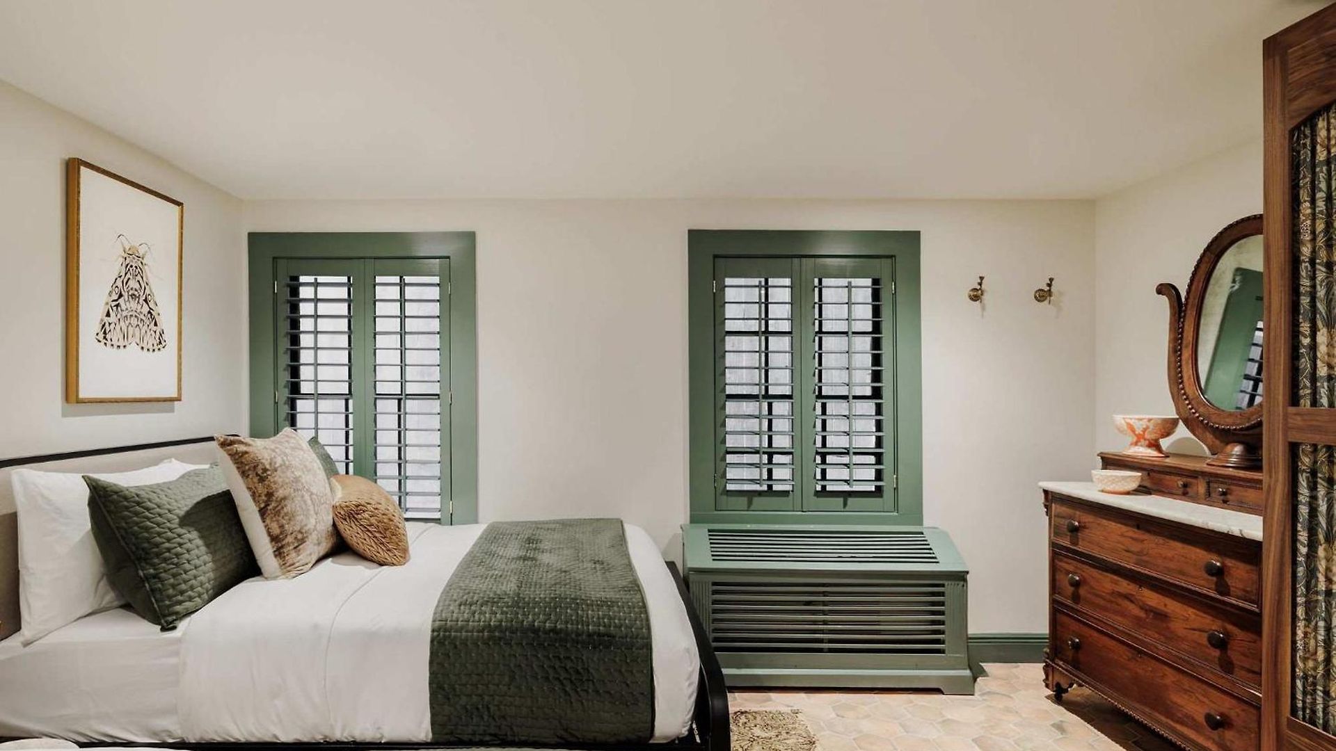 Hotel 24 Bedroom Boutique Buyout Private Pool