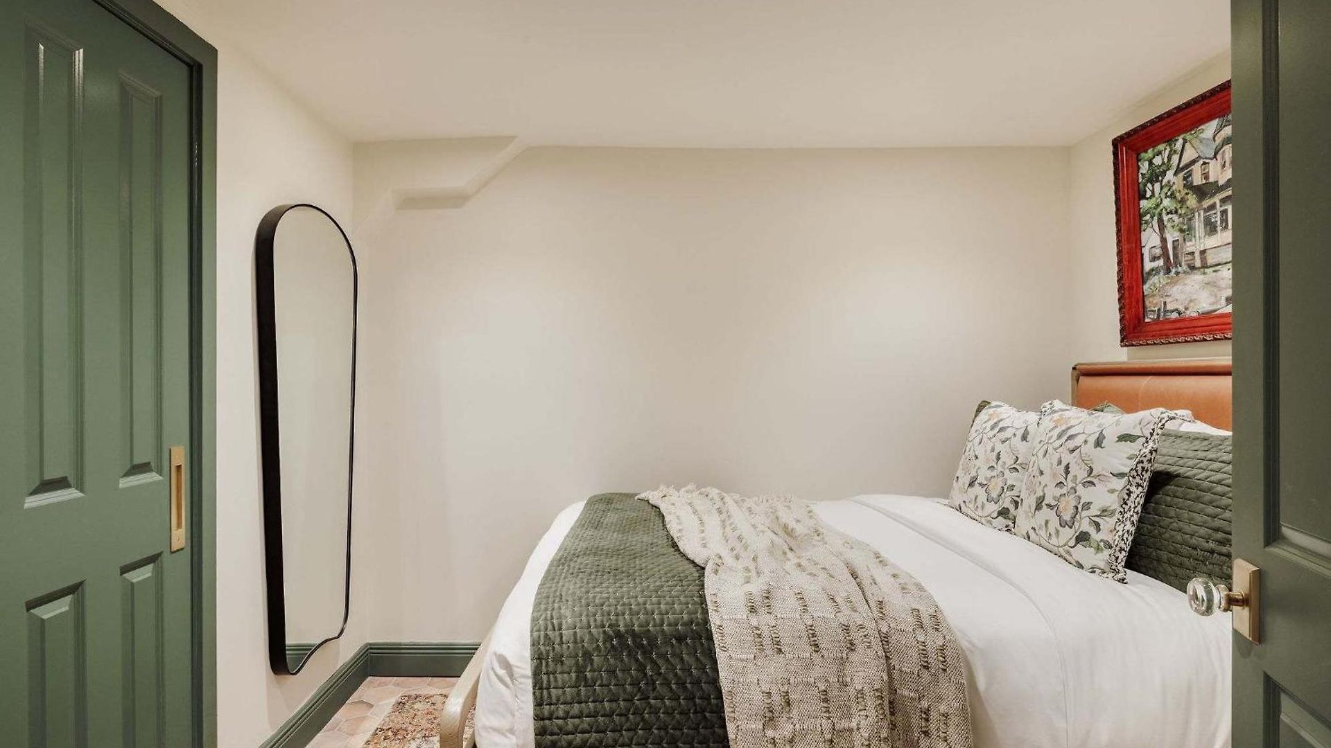 Hotel 24 Bedroom Boutique Buyout Private Pool