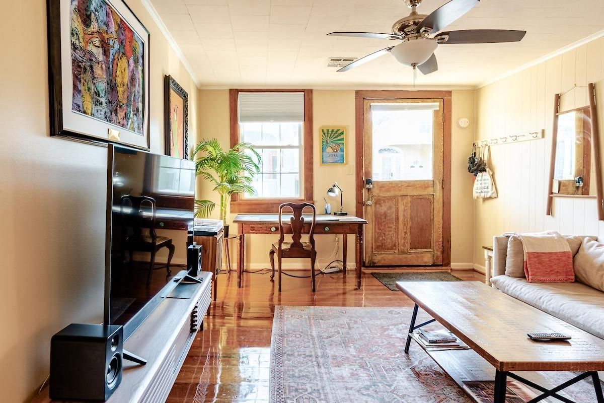 Jazzfest Oasis Near Frenchman St * New Orleans