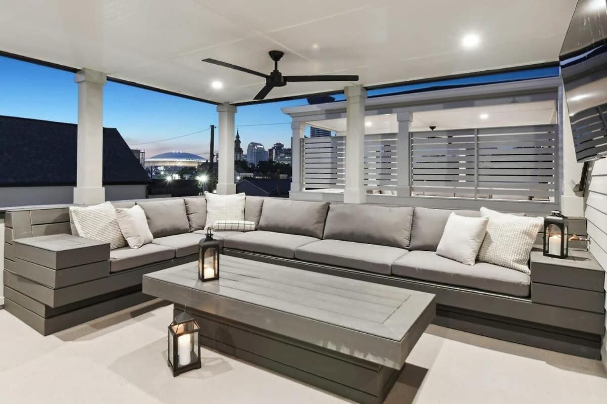 Designer Heated Pool & Rooftop *