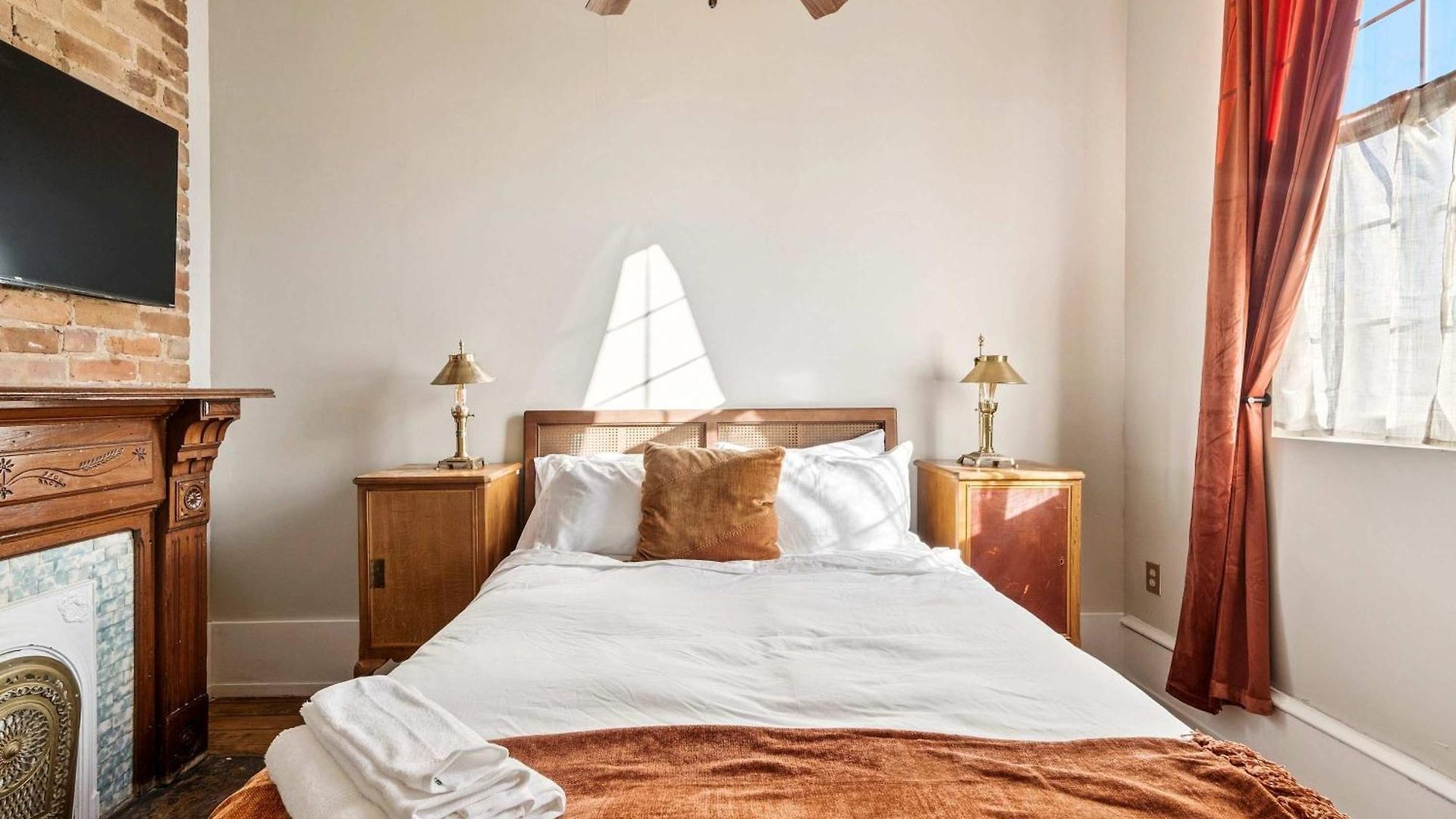 Historic Steps From French Quarter Bed & Breakfast New Orleans