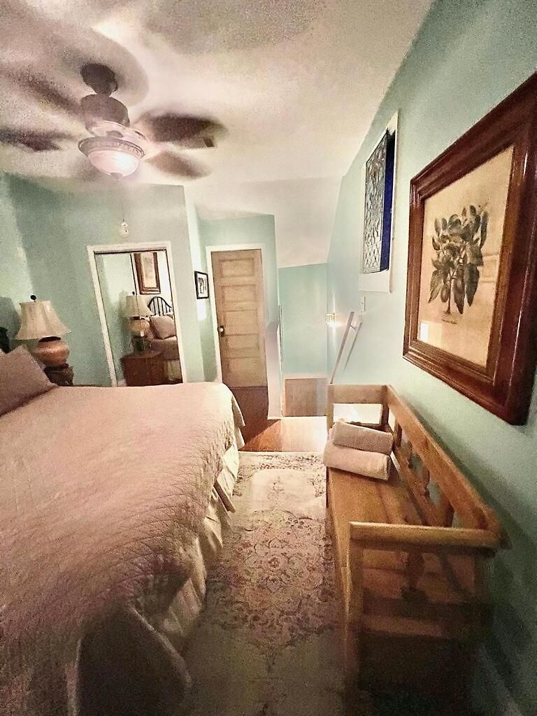 Holiday home A Courtyard Garden Retreat With Splash Pool New Orleans