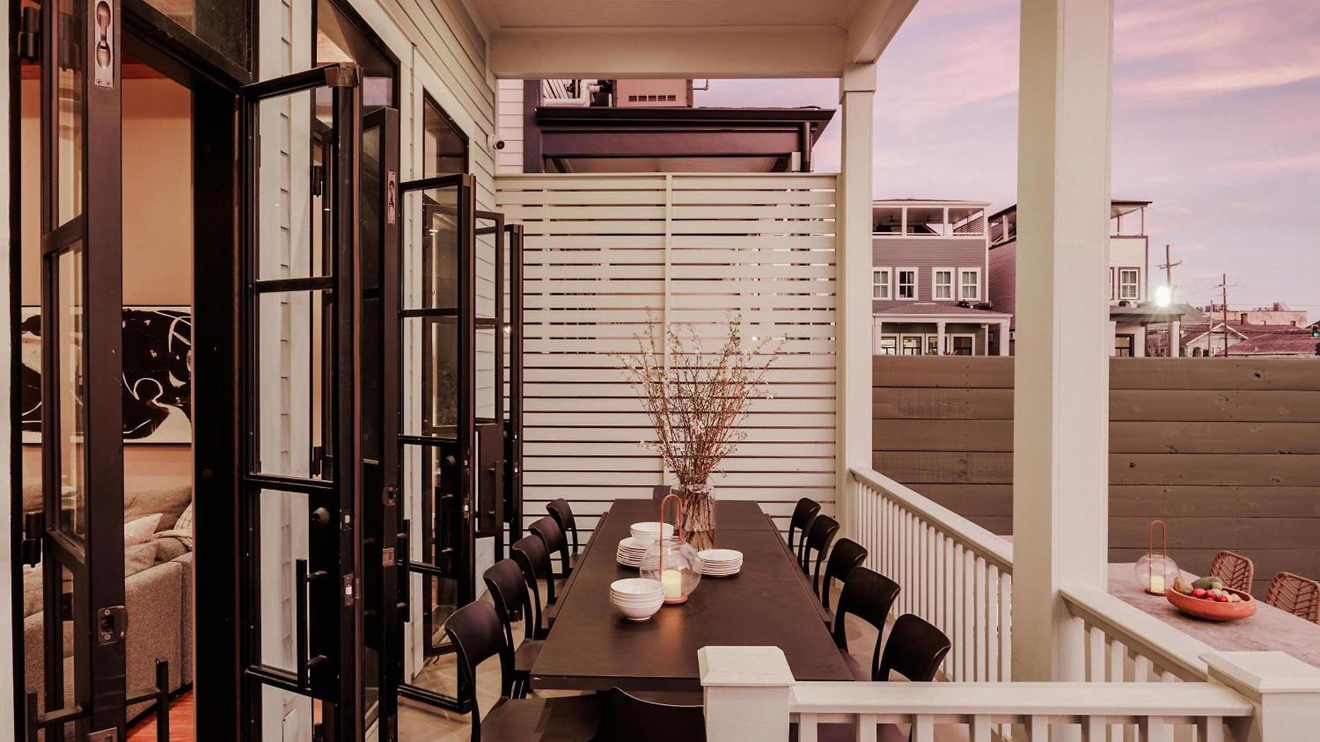 Radiant Nola Retreat Heated Pool Holiday home