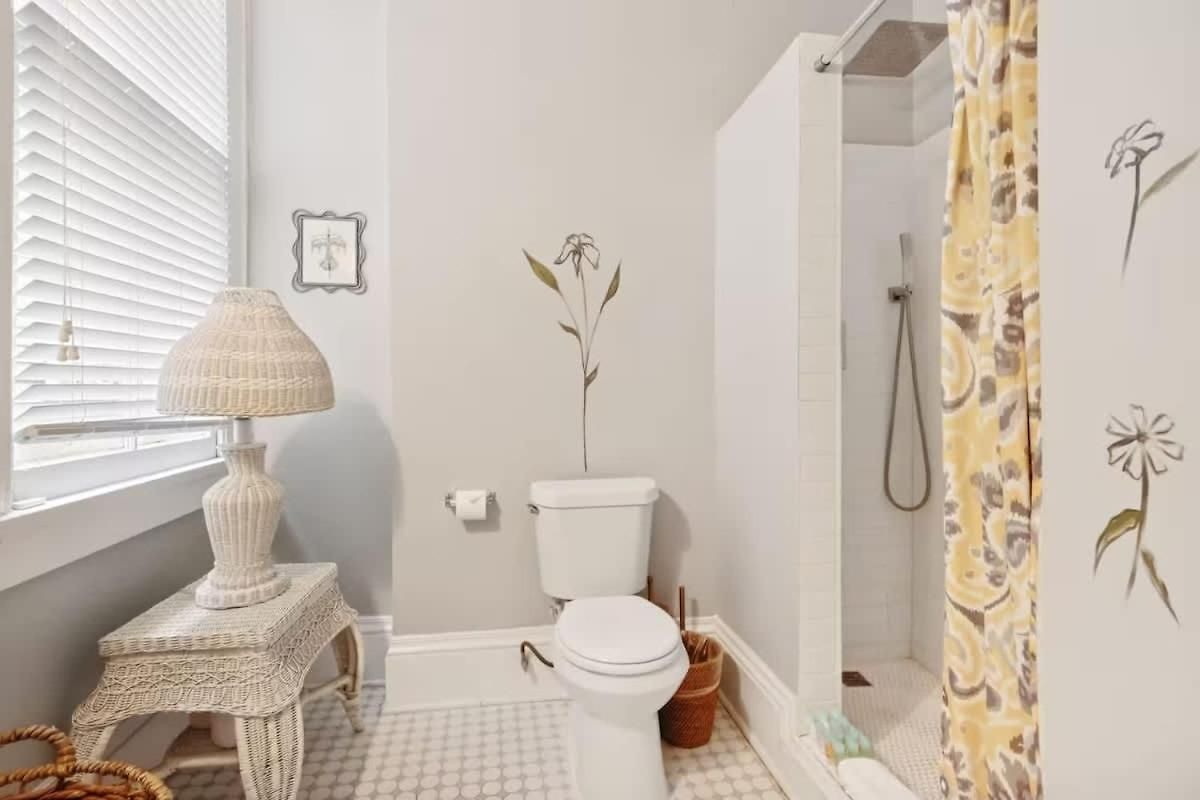Villa Relaxing Bohemian W Heated Pool 5br 4ba New Orleans