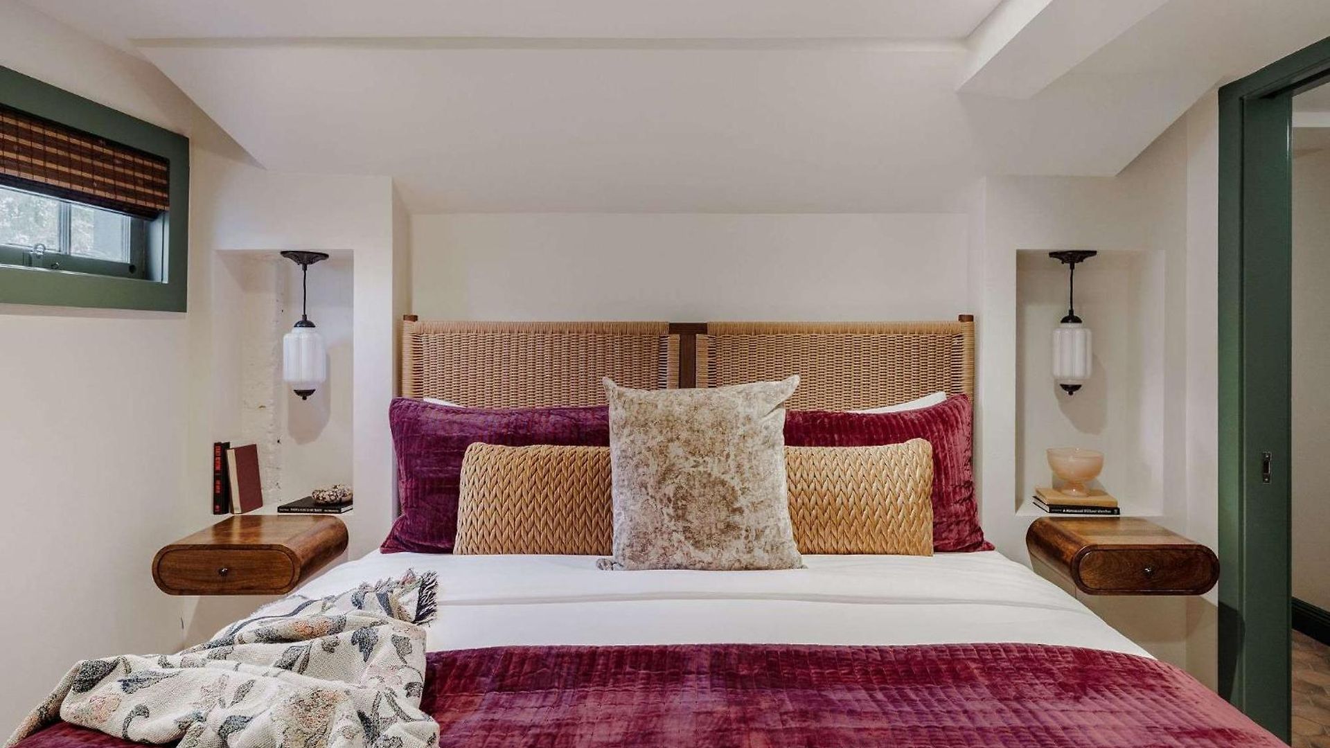 Hotel 24 Bedroom Boutique Buyout Private Pool New Orleans