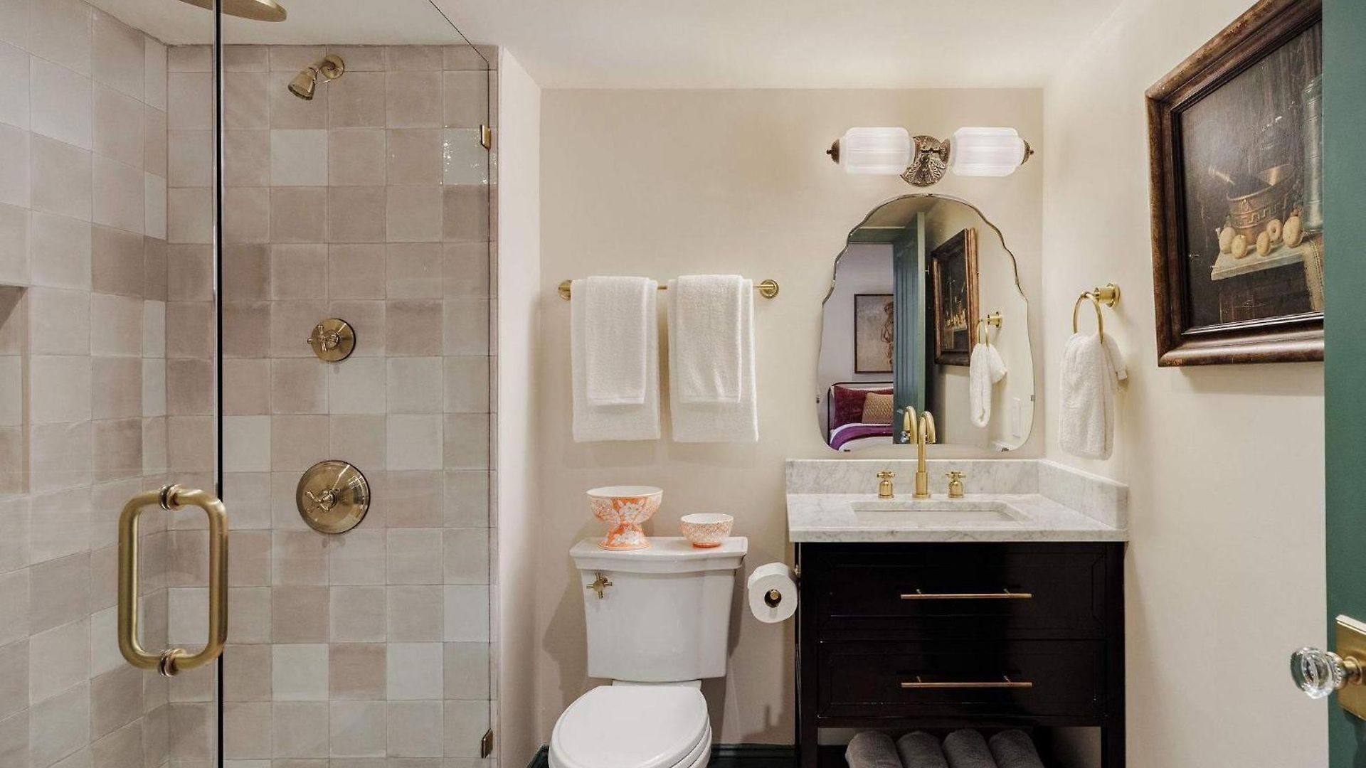 Hotel 24 Bedroom Boutique Buyout Private Pool New Orleans