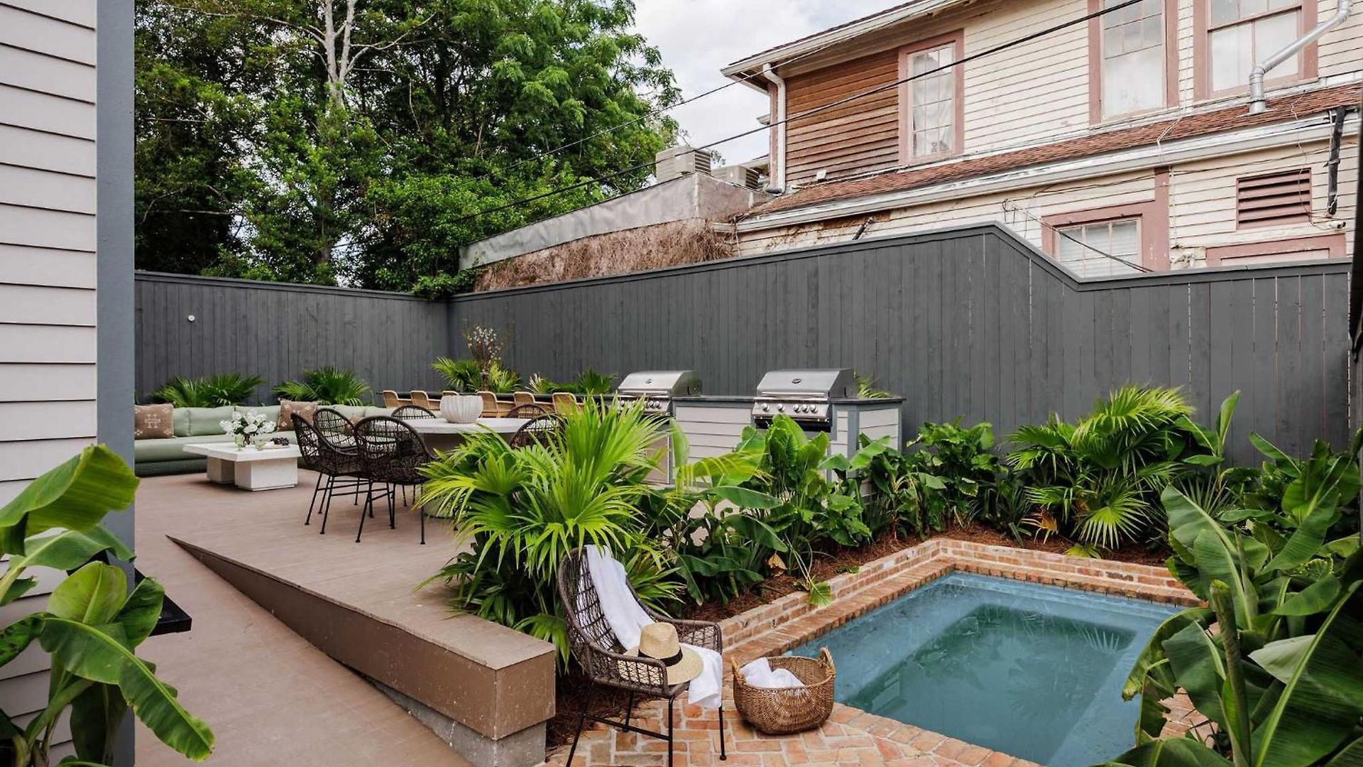 Hotel 24 Bedroom Boutique Buyout Private Pool *