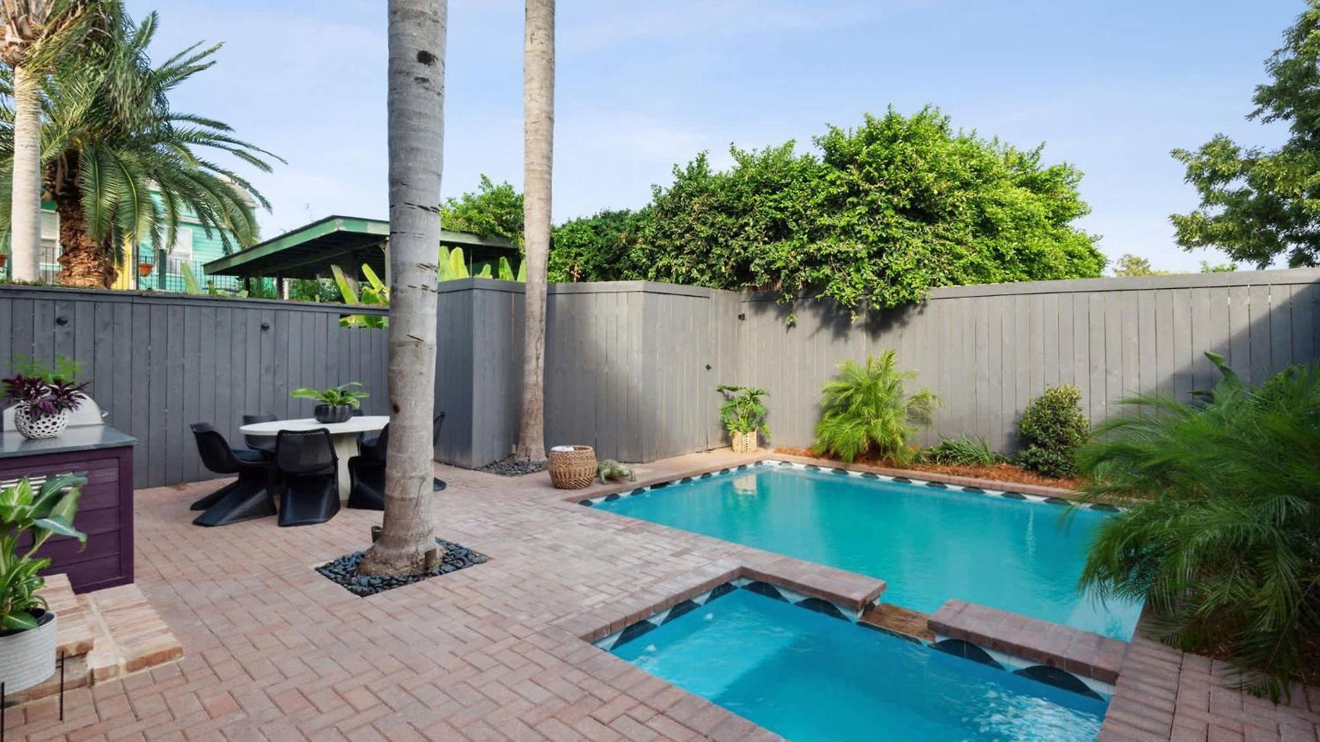 Grand 10br Nola Retreat Dual Heated Pools & Spas