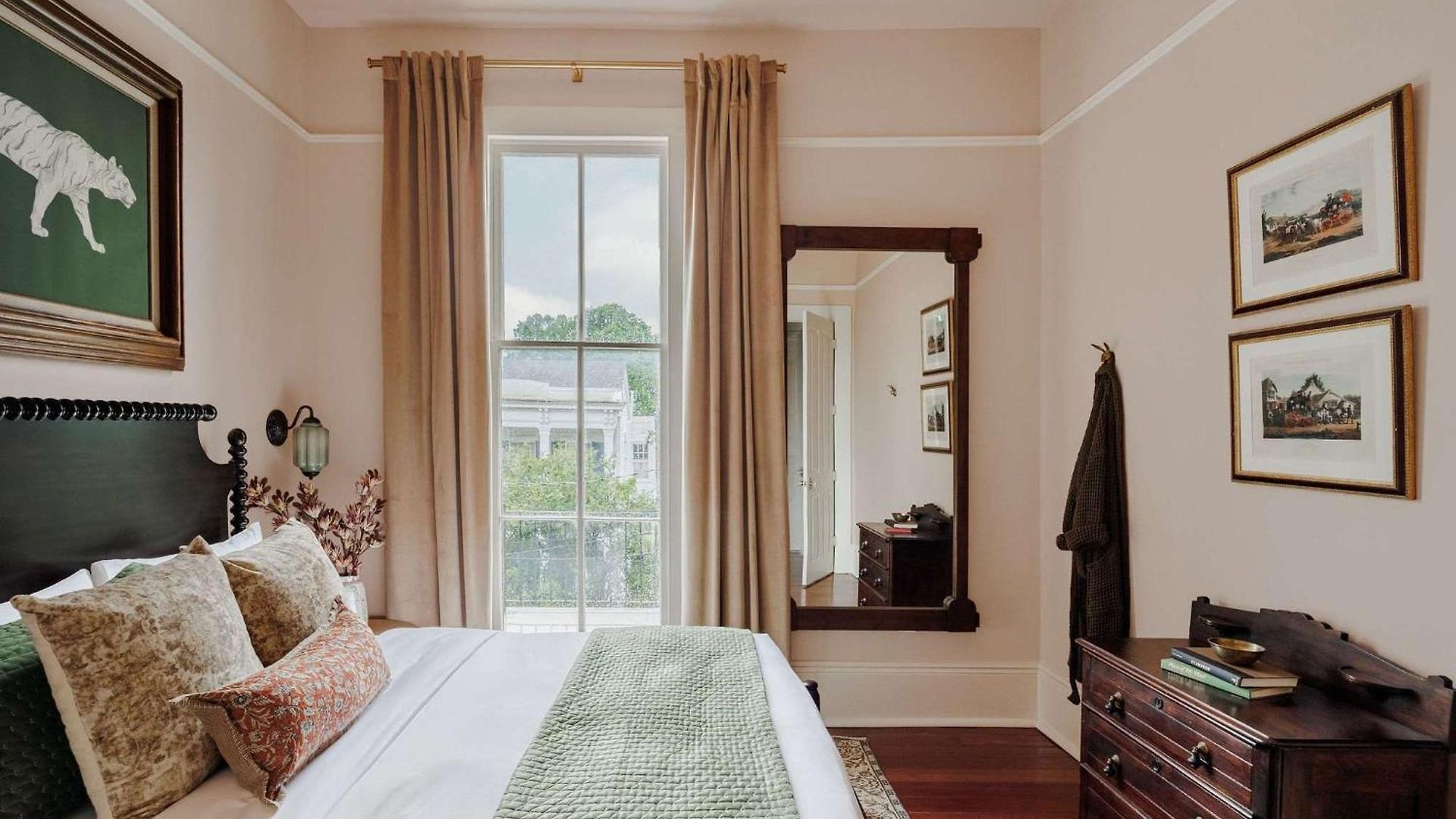 24 Bedroom Boutique Buyout Private Pool *
