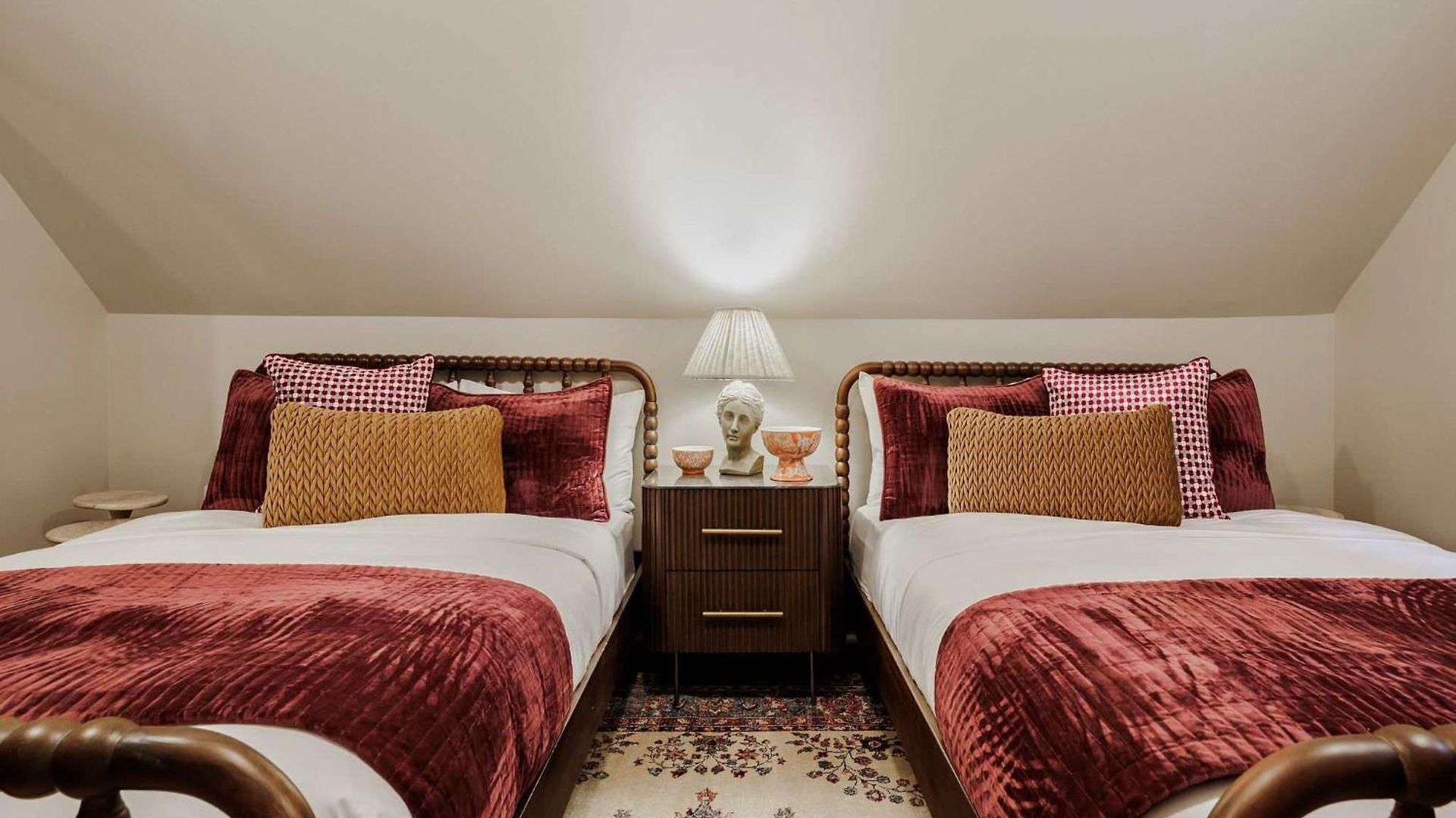 24 Bedroom Boutique Buyout Private Pool * New Orleans