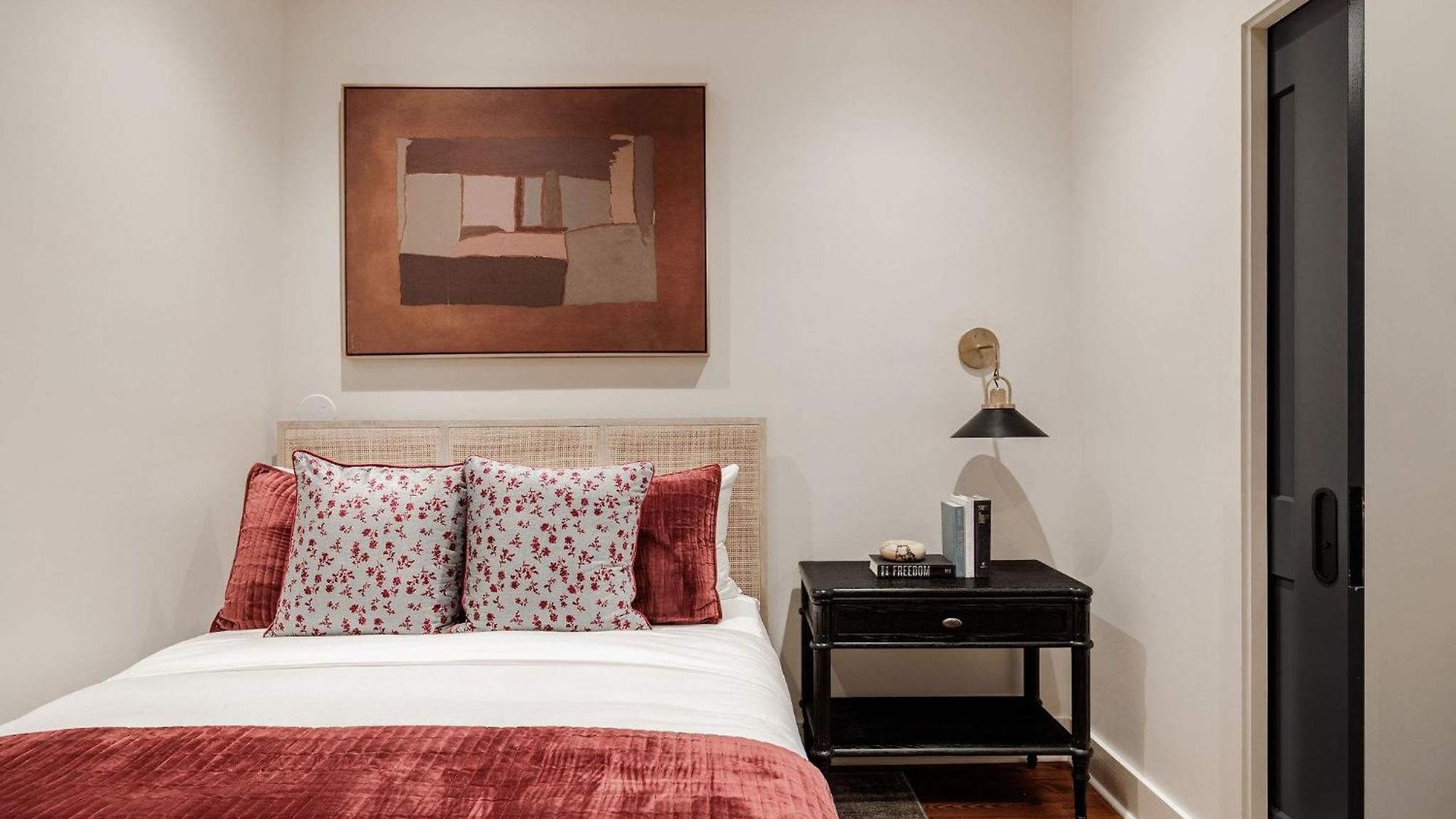 24 Bedroom Boutique Buyout Private Pool Hotel