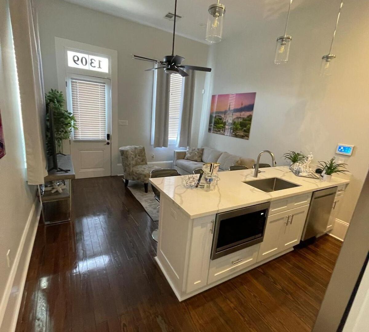 Apartment Beautiful 1bed House Close To French Q & Bourbon St *