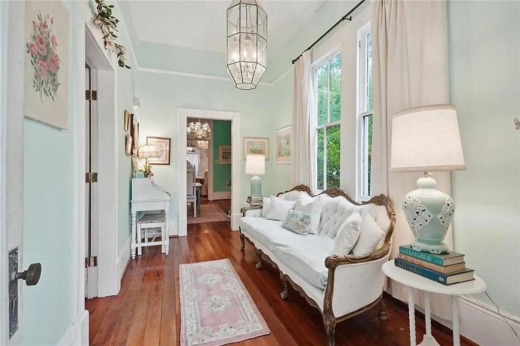 3 Or4br 2a, Gorgeous, Fq, Streetcar, Courtyard Sleeps 8
