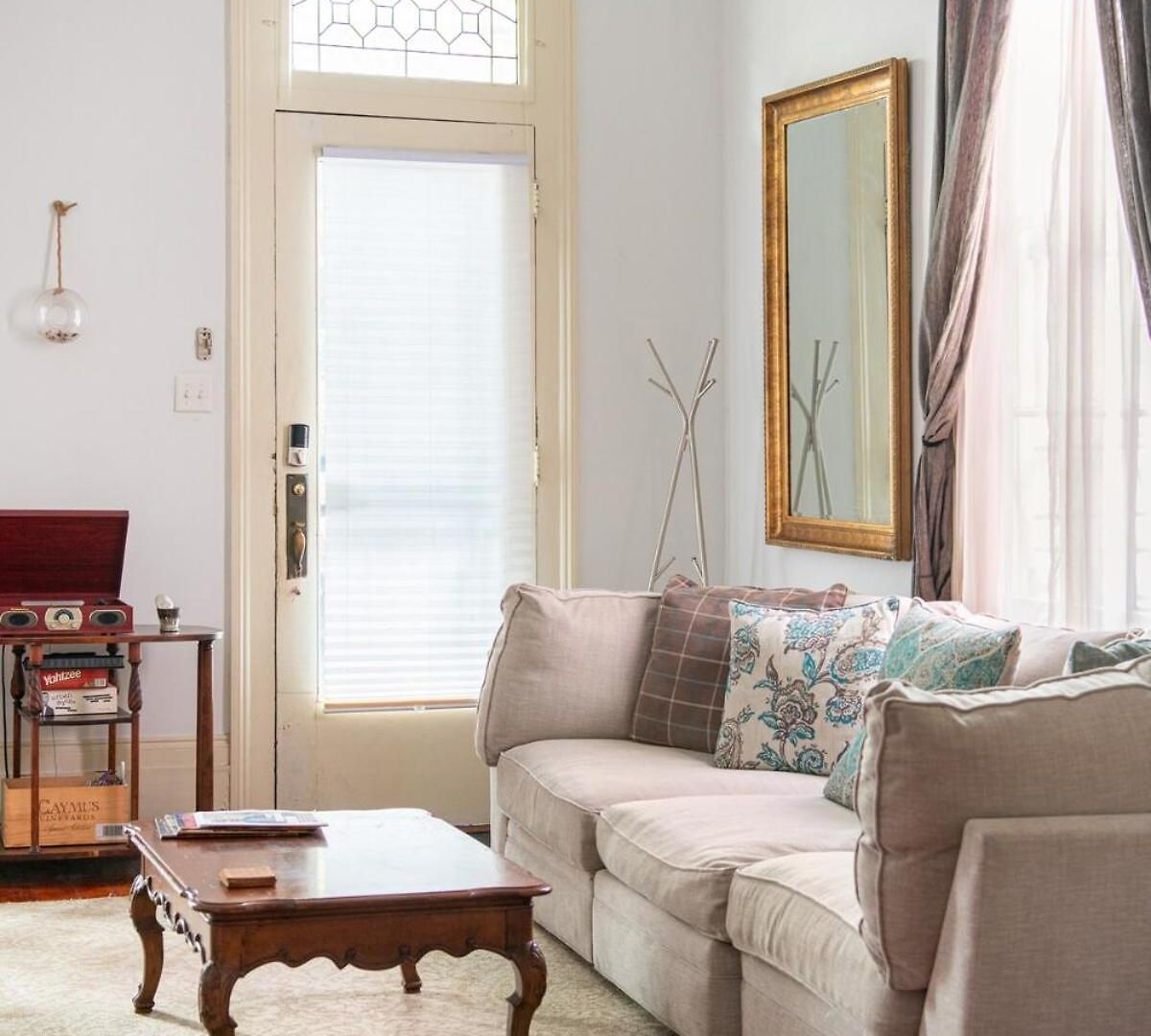Hear Local Live Music From The Back Porch * New Orleans