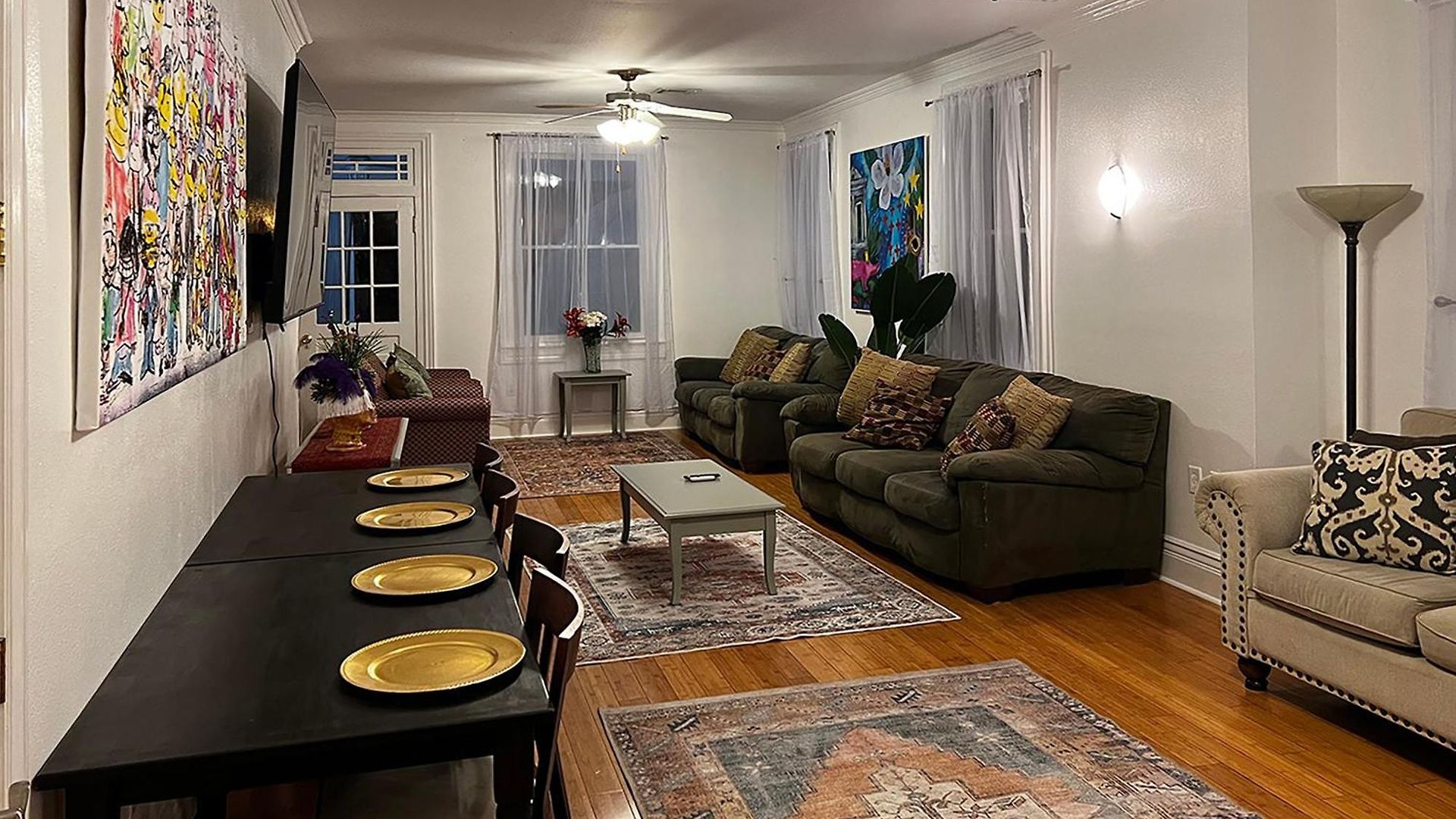 Spacious Napoleon Ave