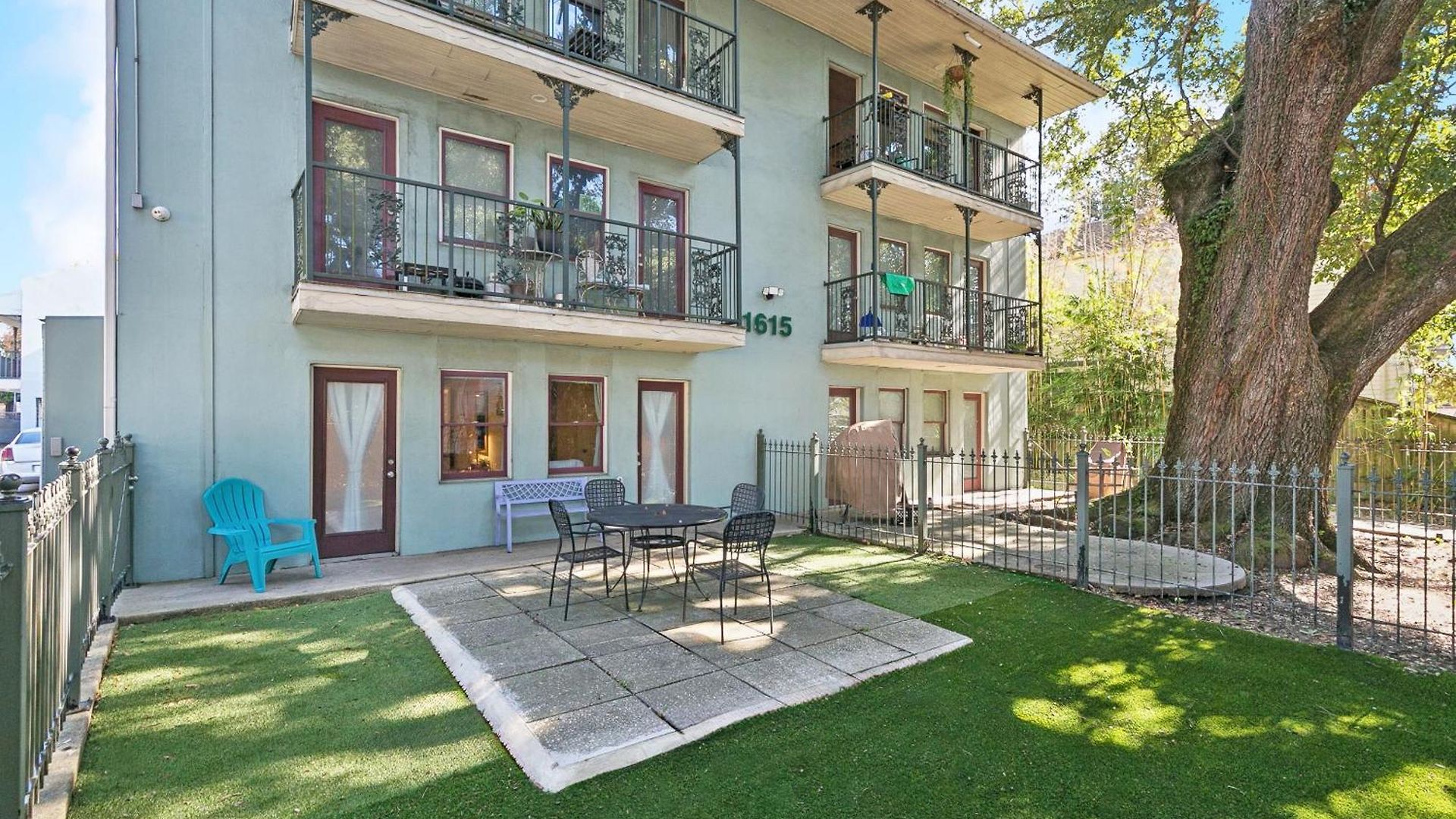Cute 2bed 1bath, 7blocks From French Q, Steps To Jazz Venues, Free Gated Pk Include Apartment *