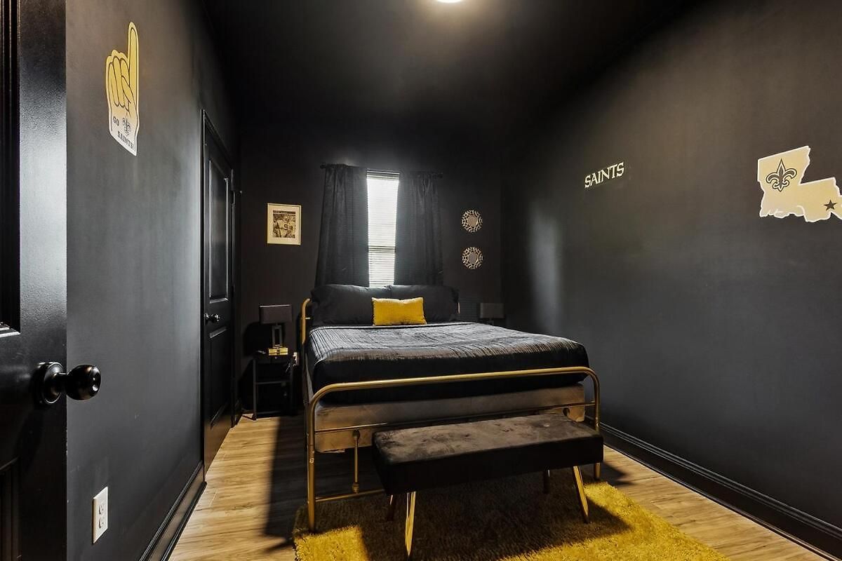 The Saints House, Luxury 5br Near Fq Apartment