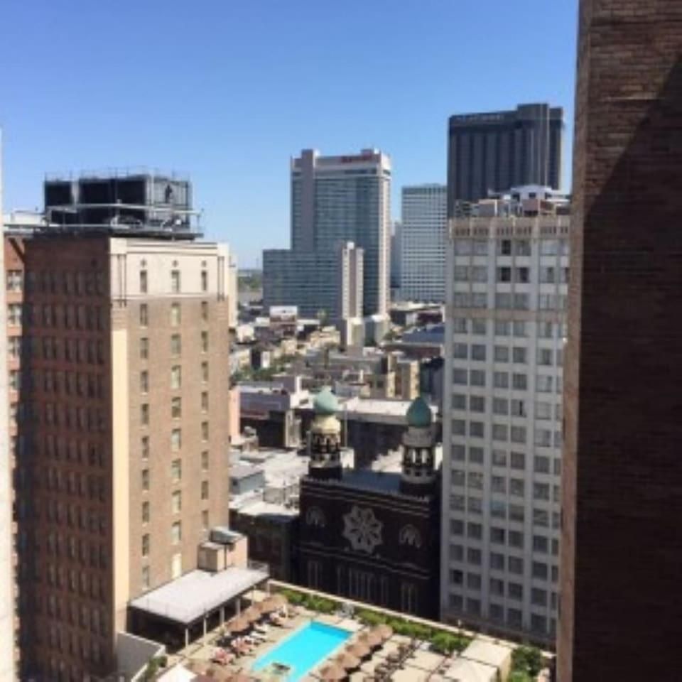 Apartment Bleu 5 Min Walk To Bourbon St Rooftop Pool *