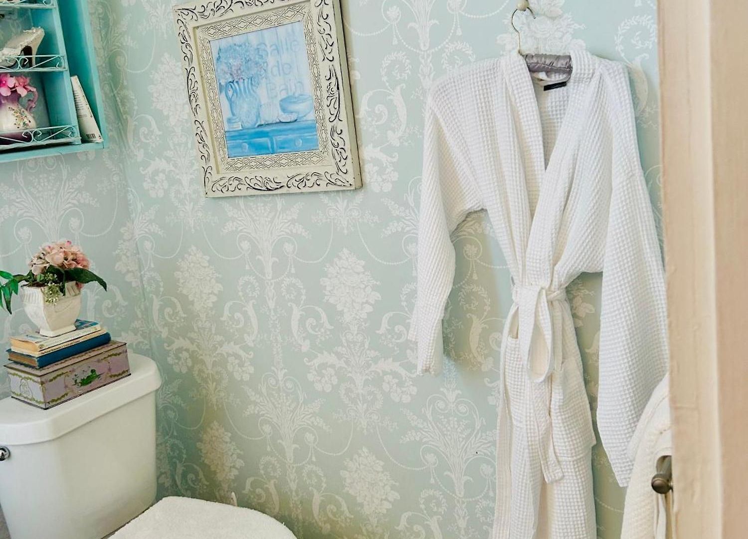 3 Or4br 2a, Gorgeous, Fq, Streetcar, Courtyard Sleeps 8 New Orleans