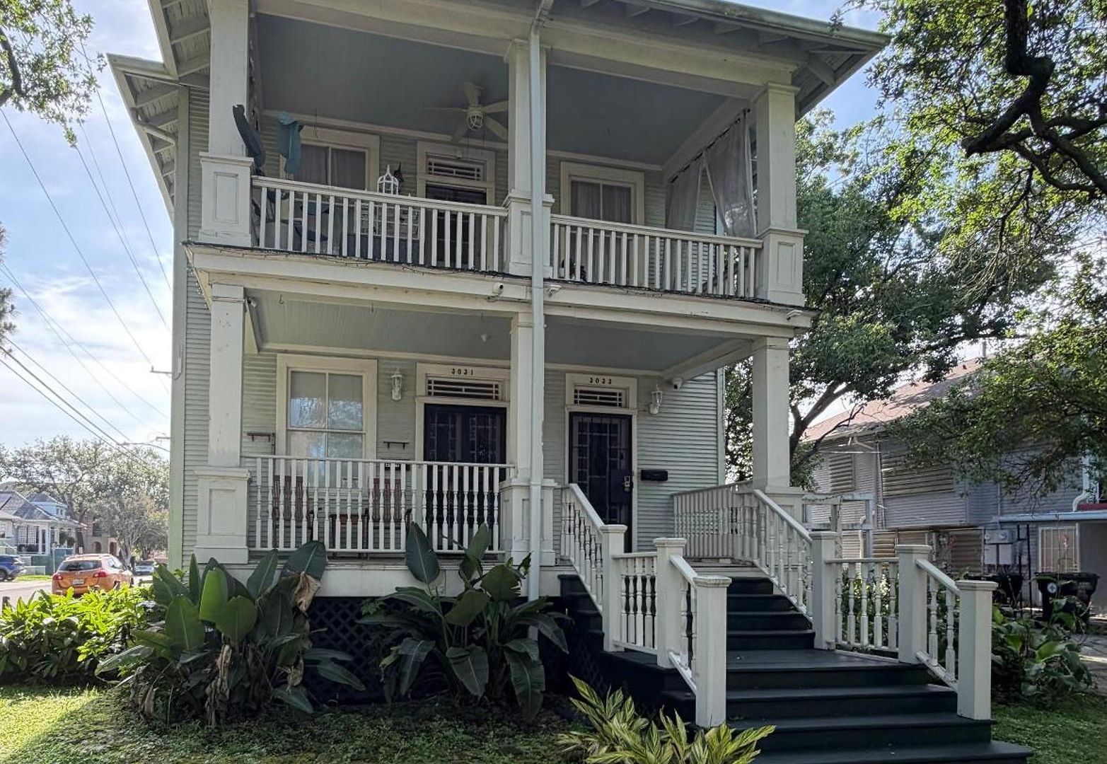 Spacious Napoleon Ave