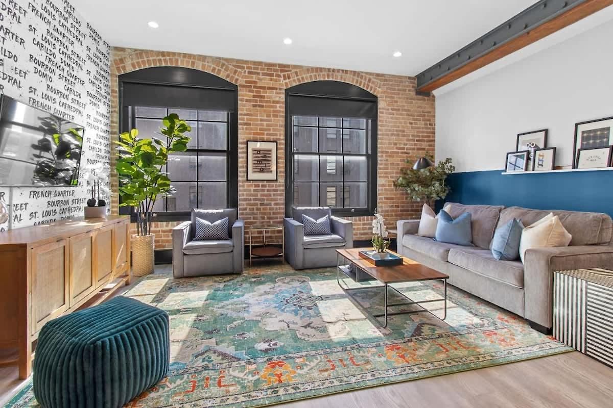Downtown 4bd 4ba 2 Living And Kitchens