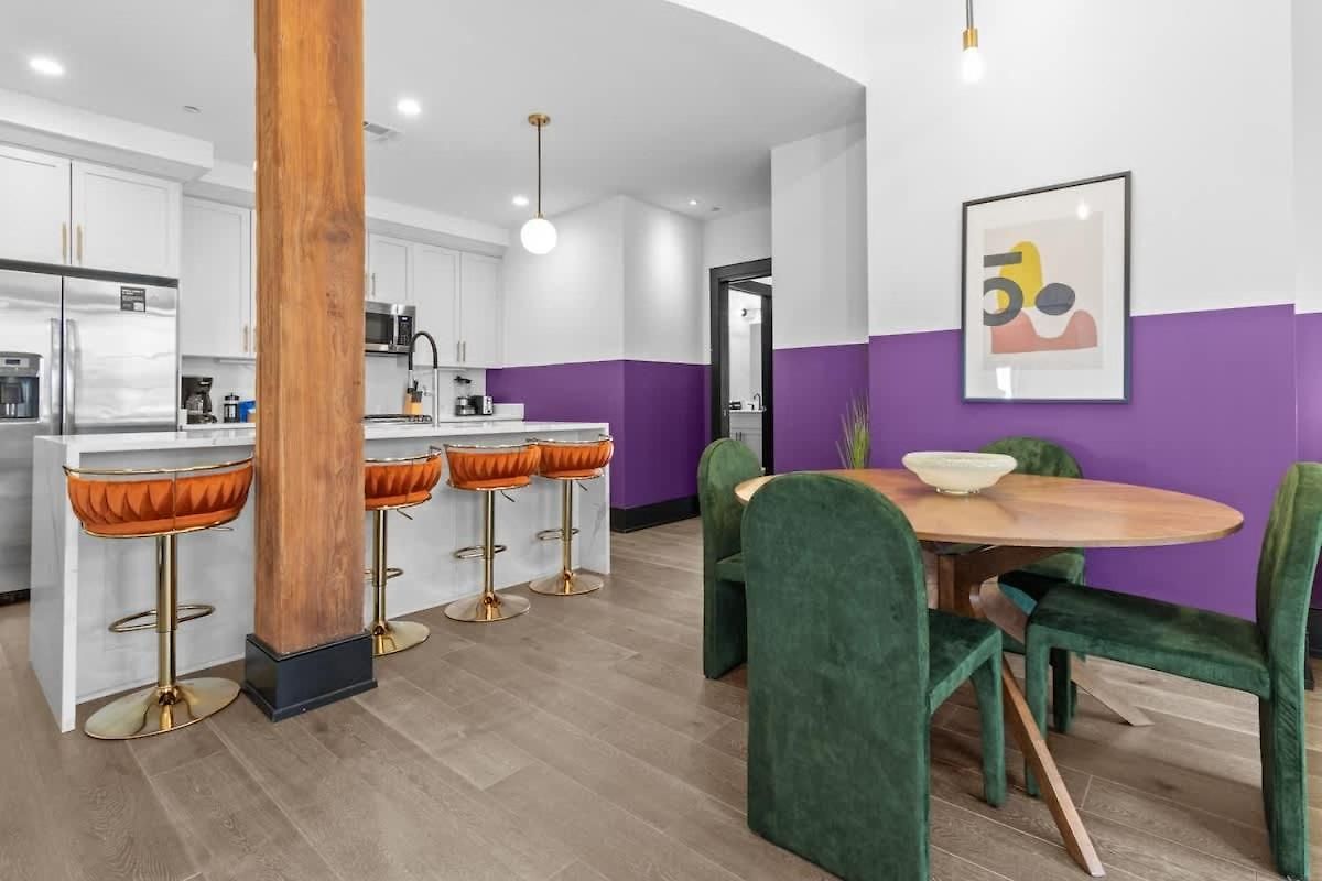 Rooftop Heated Pool Gym Gameroom Downtown *