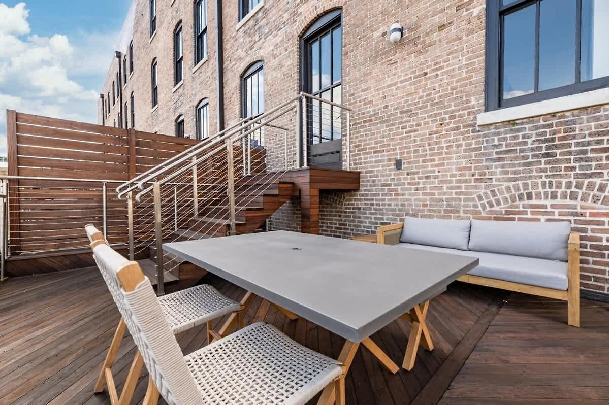 Downtown 2bd Spacious Private Terrace Hotel *