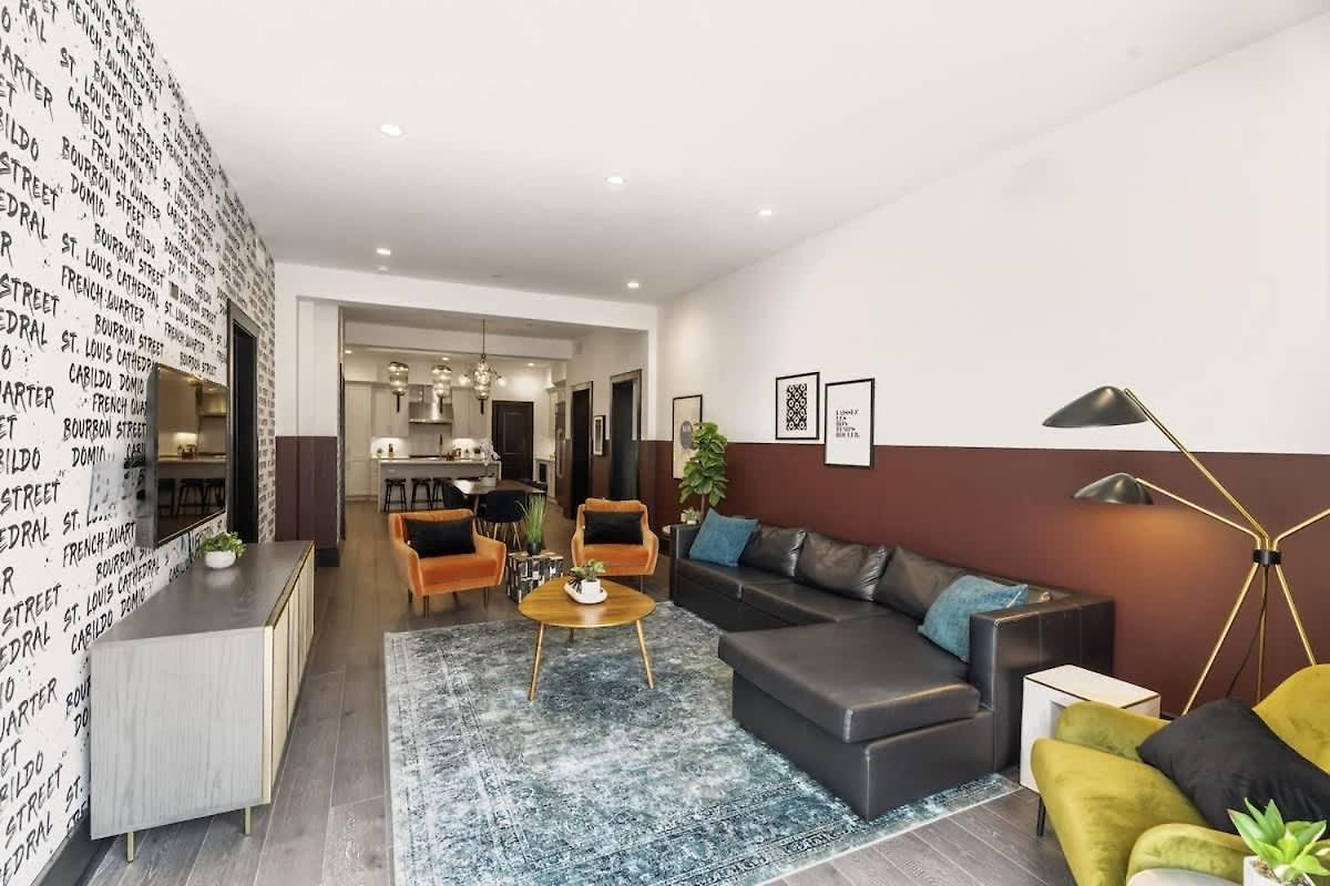 Downtown 3br Penthouse With Private Terrace New Orleans