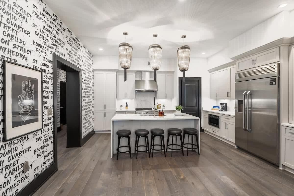 Downtown 3br Penthouse With Private Terrace *