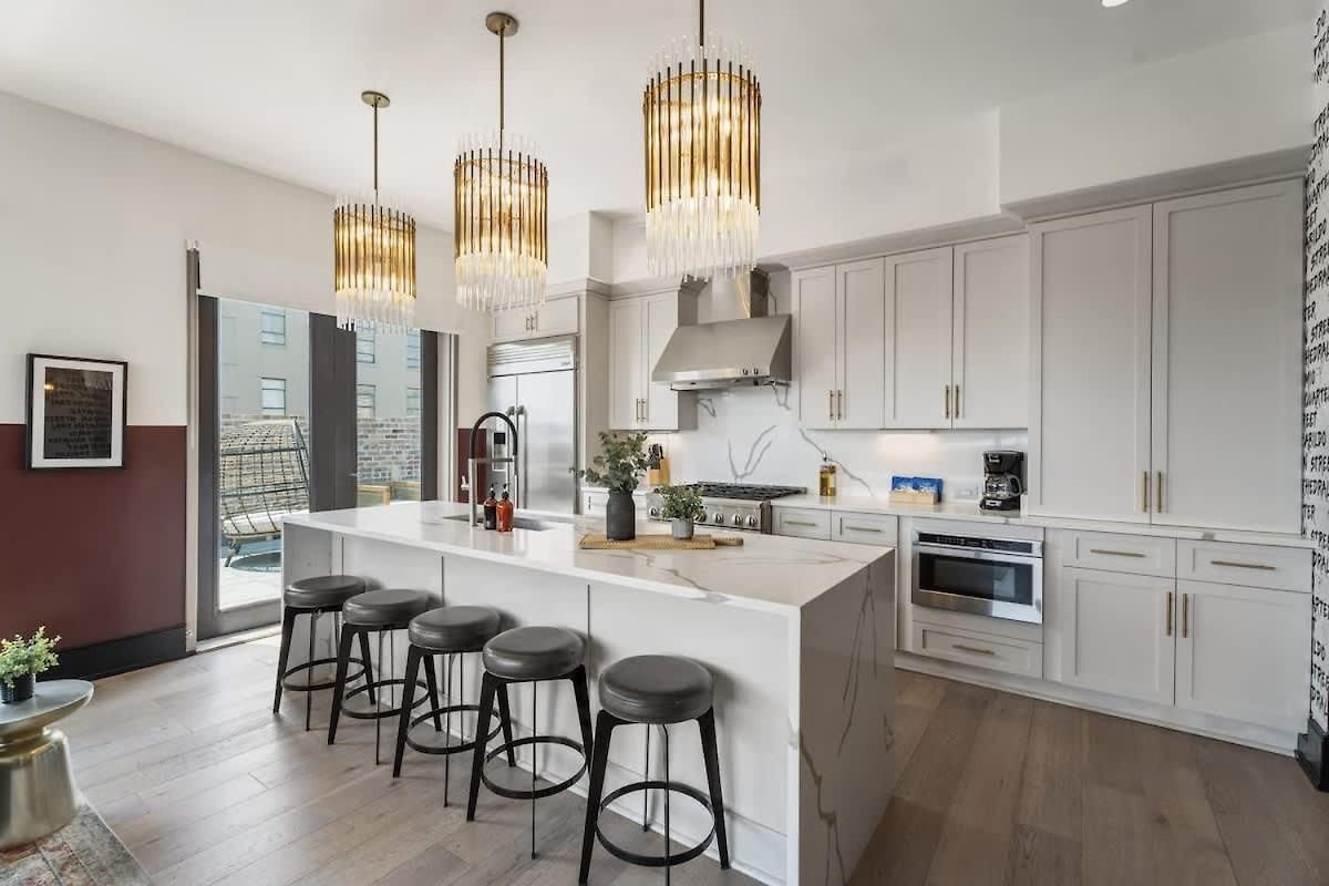 Downtown Corner Penthouse W Private Terrace Hotel *