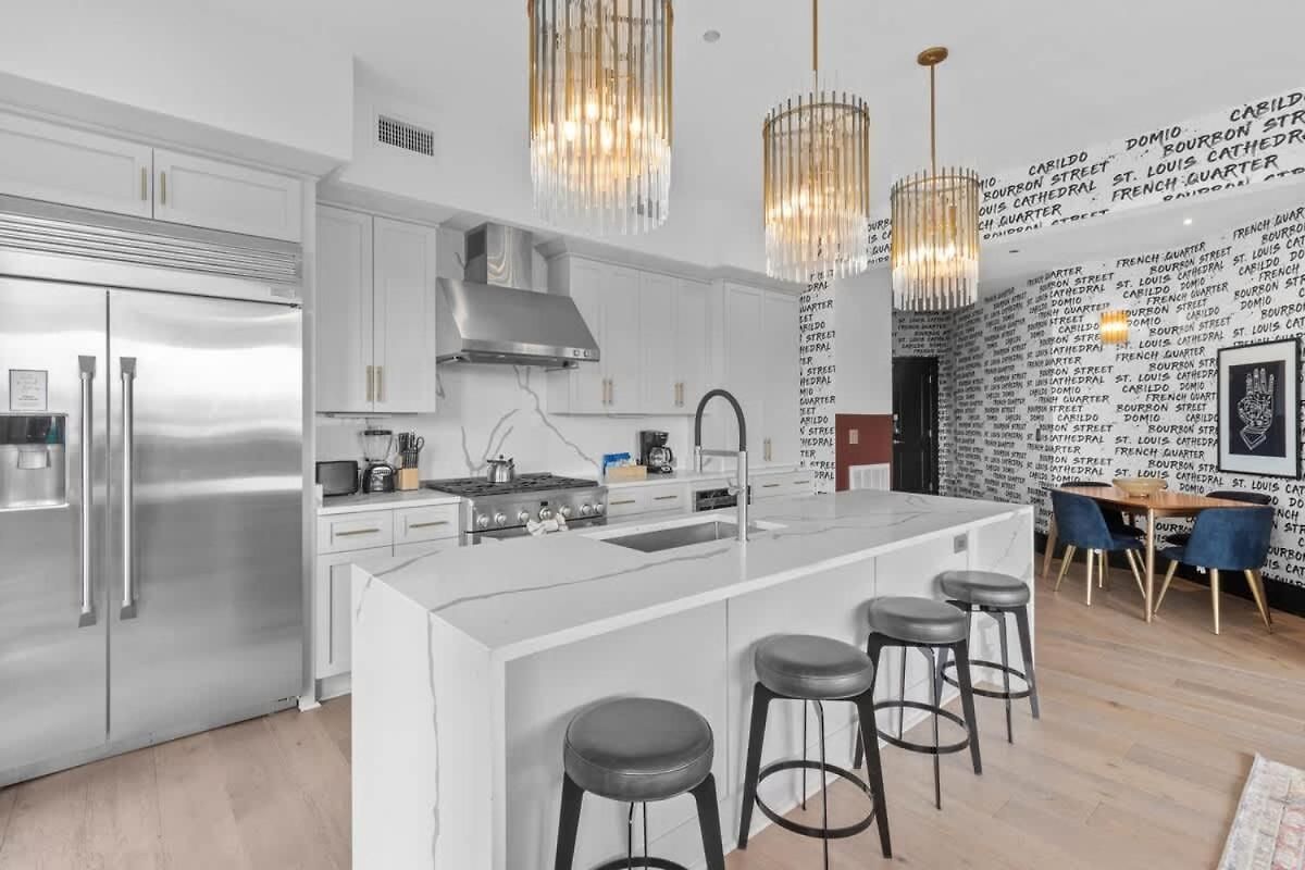 Hotel Downtown Corner Penthouse W Private Terrace *