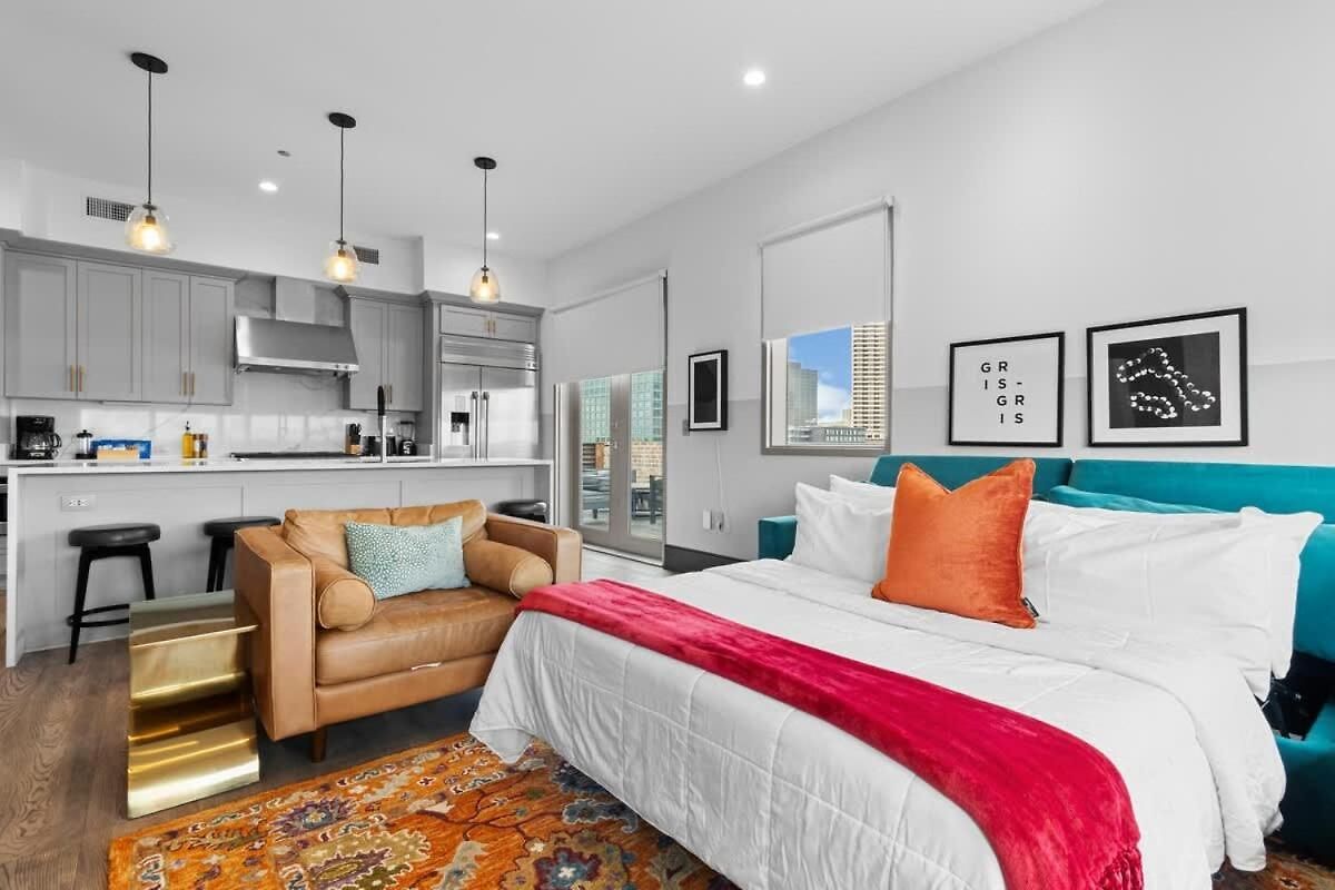 Corner Penthouse W Private Balcony Hotel